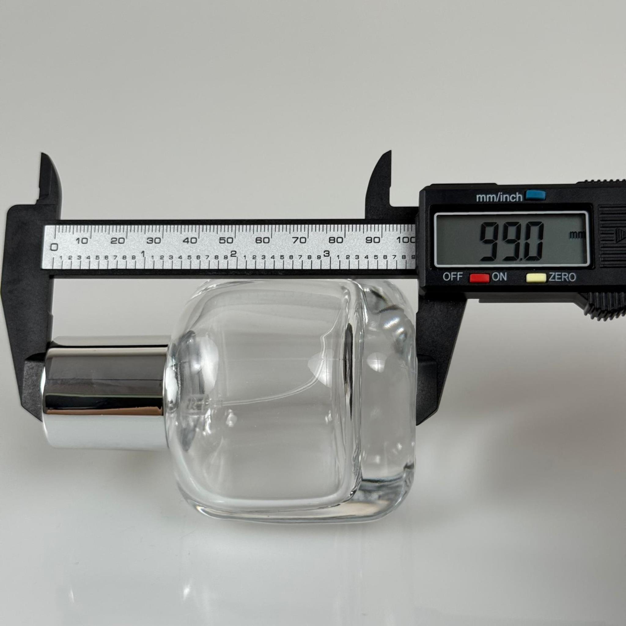 100 ML SİLİNDİR MODEL CORE PARFÜM ŞİŞESİ + GÜMÜŞ METAL SPREYLİ + GÜMÜŞ GENİŞ KAPAKLI (AĞIZ 15 MM GEÇME KOLAY KAPAMA)