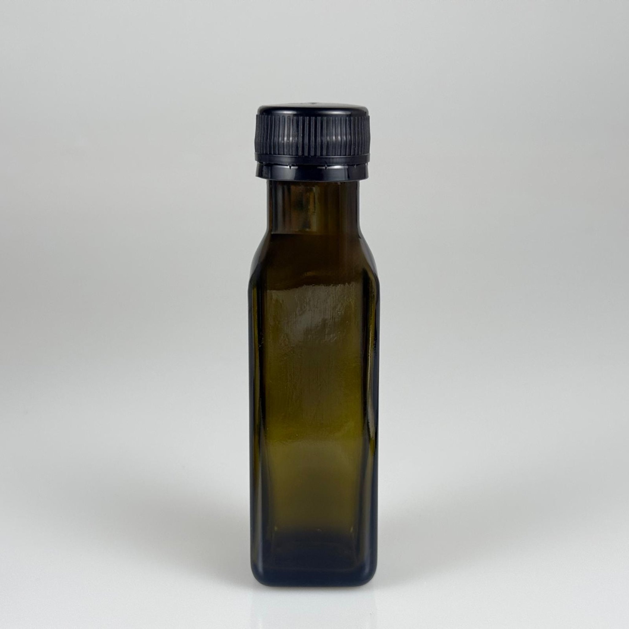 100 CC MARASKA CAM ŞİŞE KOYU YEŞİL (31 MM AĞIZ) - CONTALI SİYAH KİLİTLİ KAPAKLI - 100 ML KÖŞELİ KARE MARASCA YAĞ VE SOS ŞİŞELERİ