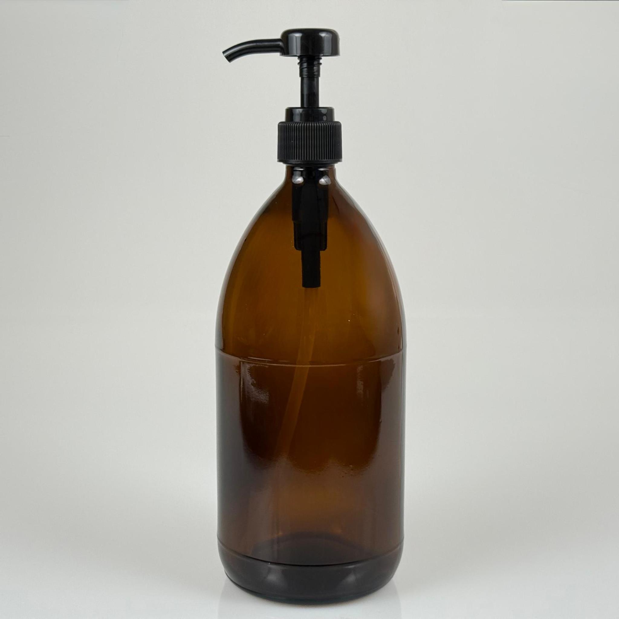 1000 CC AMBER CAM ŞİŞE - SİYAH DOZAJ POMPALI (HER BASMADA 4 CC SIVI ATAR)  - 1000 ML POMPALI ŞİŞE - ŞURUP, ŞAMPUAN, KREM GİBİ YOĞUN KIVAMLI SIVILARDA KULLANILIR