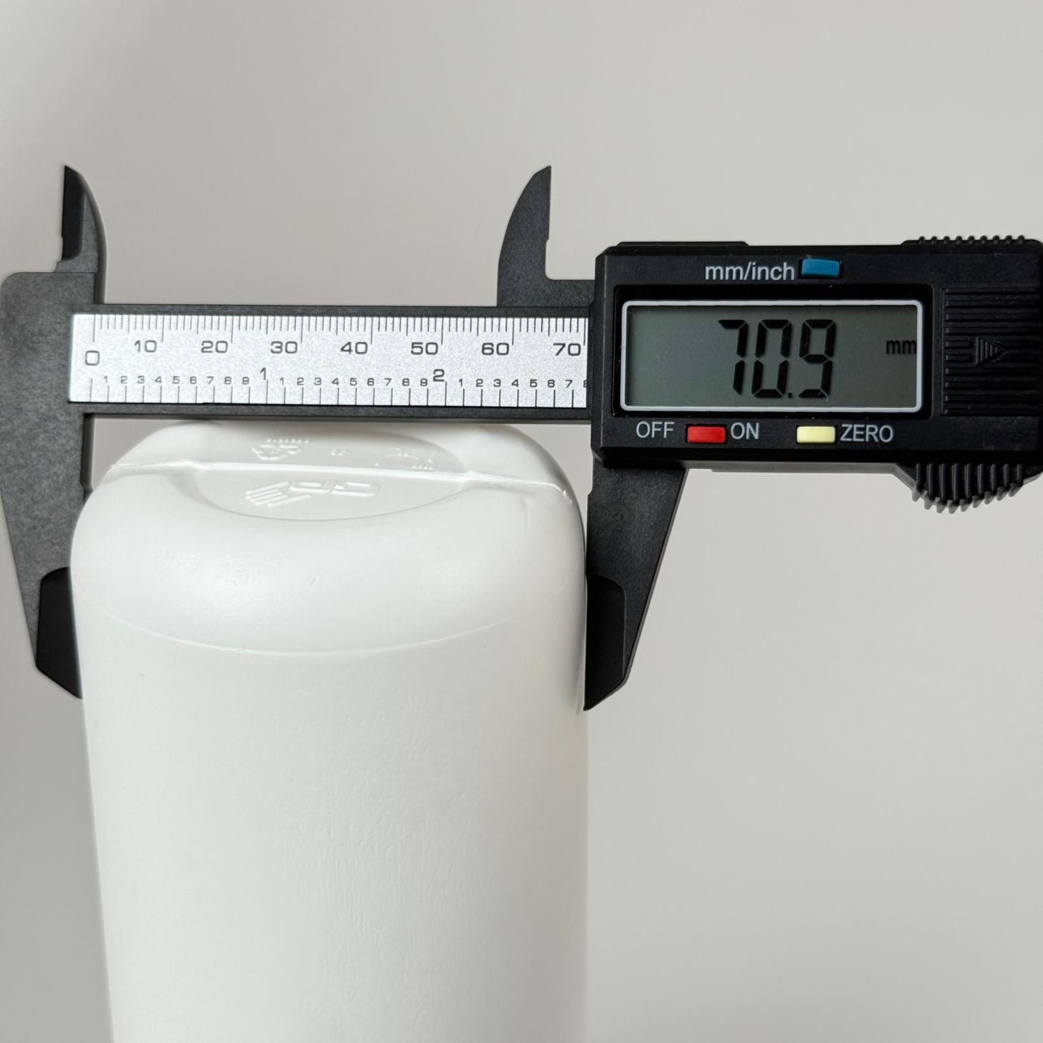 0,5 LT ZİRAİ İLAÇ BİDONU BEYAZ + SİYAH ALÜMİNYUM FOLYOLU İNDİKSİYON CONTA SK50 KAPAK + KENDİNDEN YAPIŞKANLI KÖPÜK CONTALI - 500 CC PE POLİETİLEN TARIM BİDON