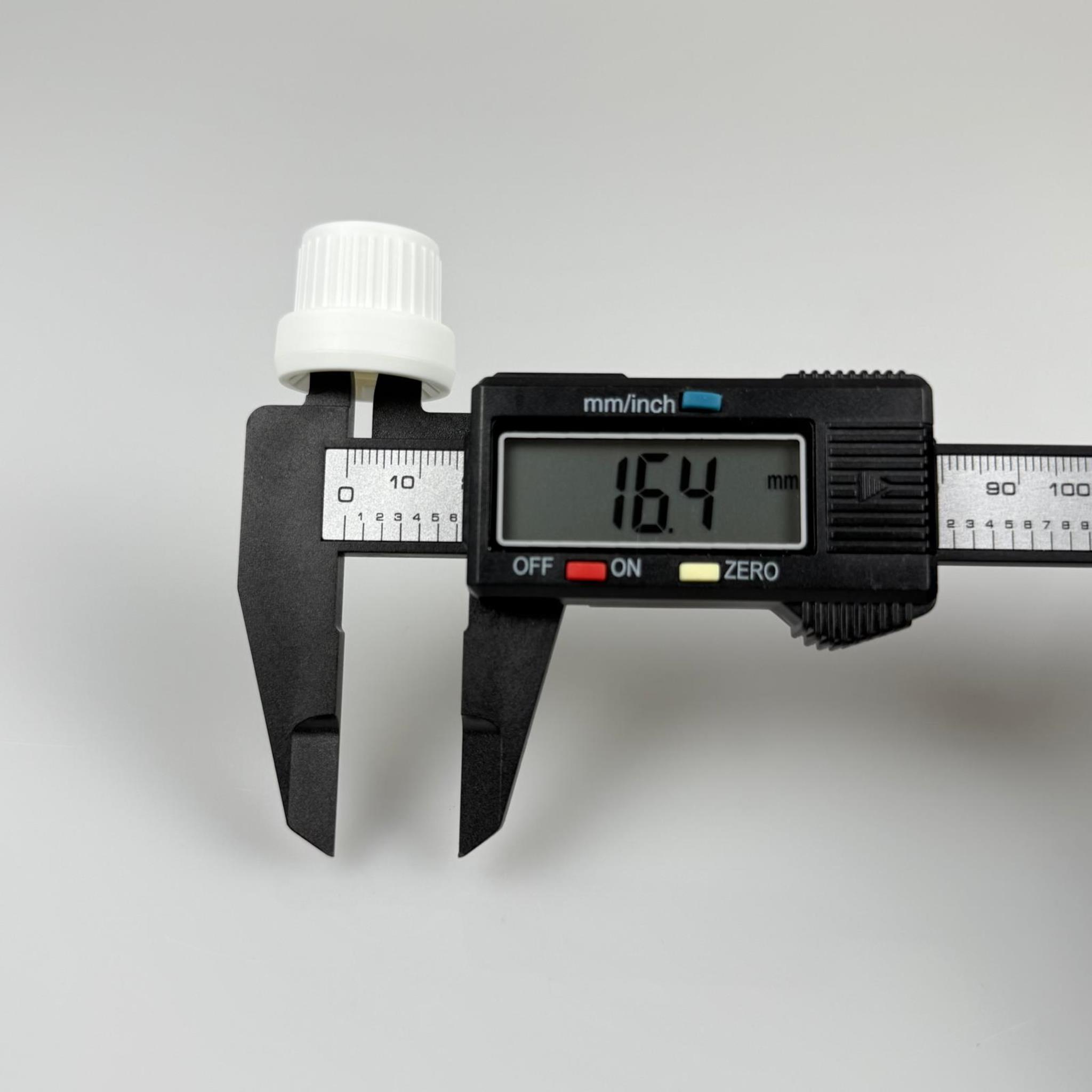 18 MM İÇTEN DAMLALIKLI KİLİTLİ KAPAK BEYAZ