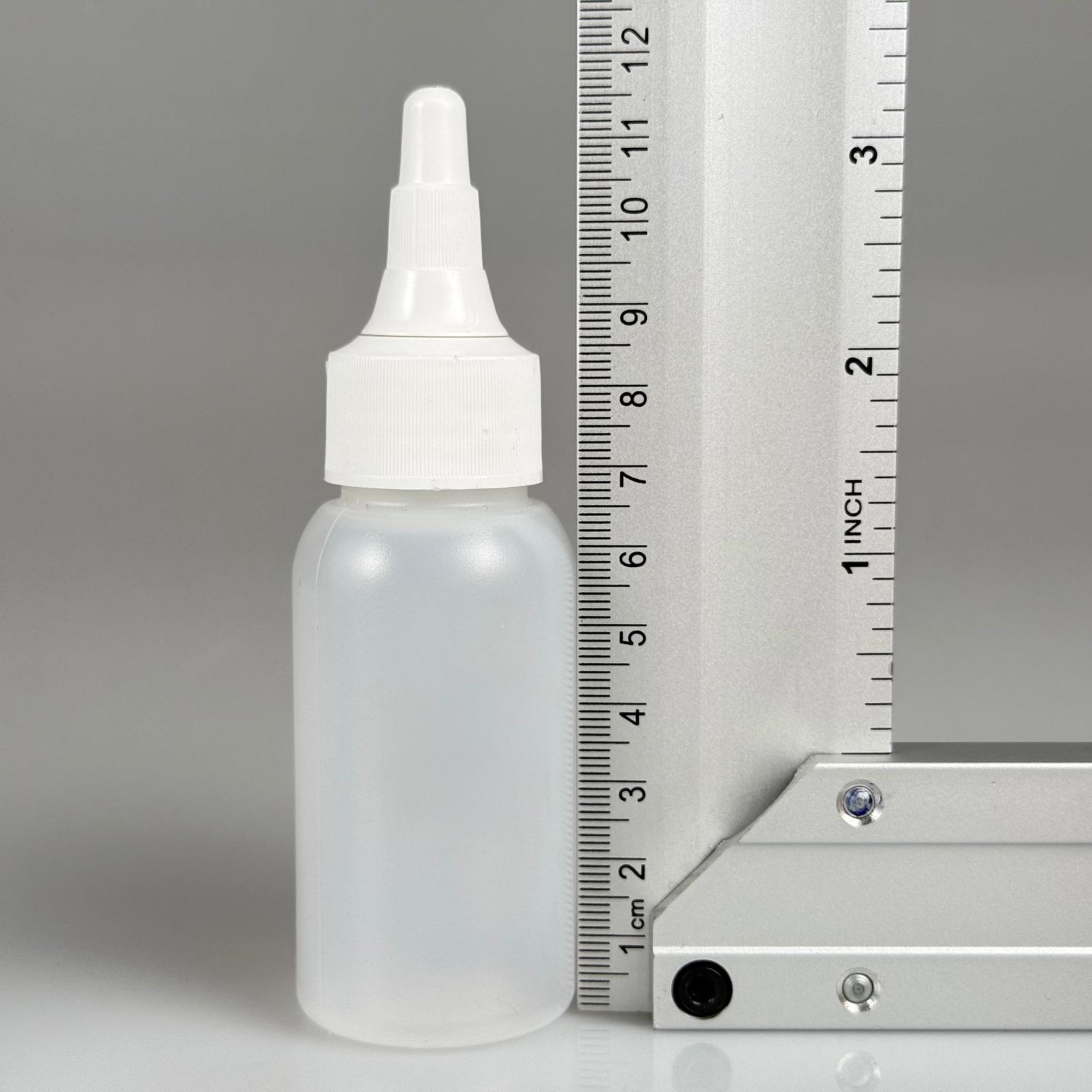 50 ML SIKILABİLİR YUMUŞAK POLİETİLEN PE PLASTİK ŞİŞE - BEYAZ ASANSÖR AKITICI SOS KAPAKLI - 50 cc sos, yağ, kartuş, mürekkep vb için boş şişeler