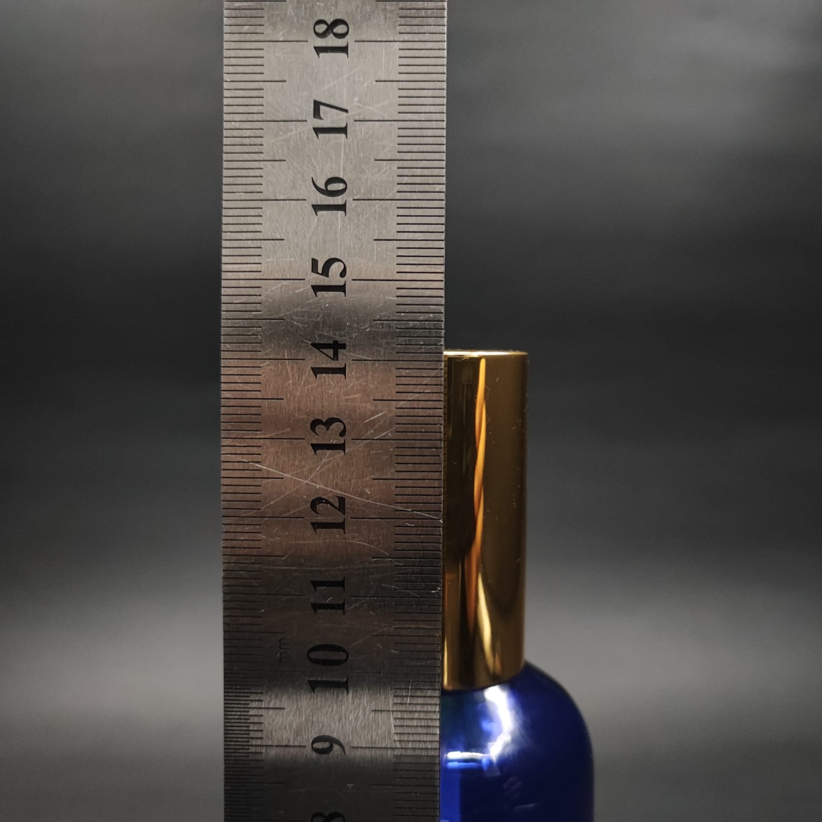 100 ML LÜKS VİDALI VALF ÇEVİRME PARFÜM ŞİŞELERİ - 100 CC MAVİ CAM ŞİŞE - GOLD METAL SPREYLİ KAPAKLI SET