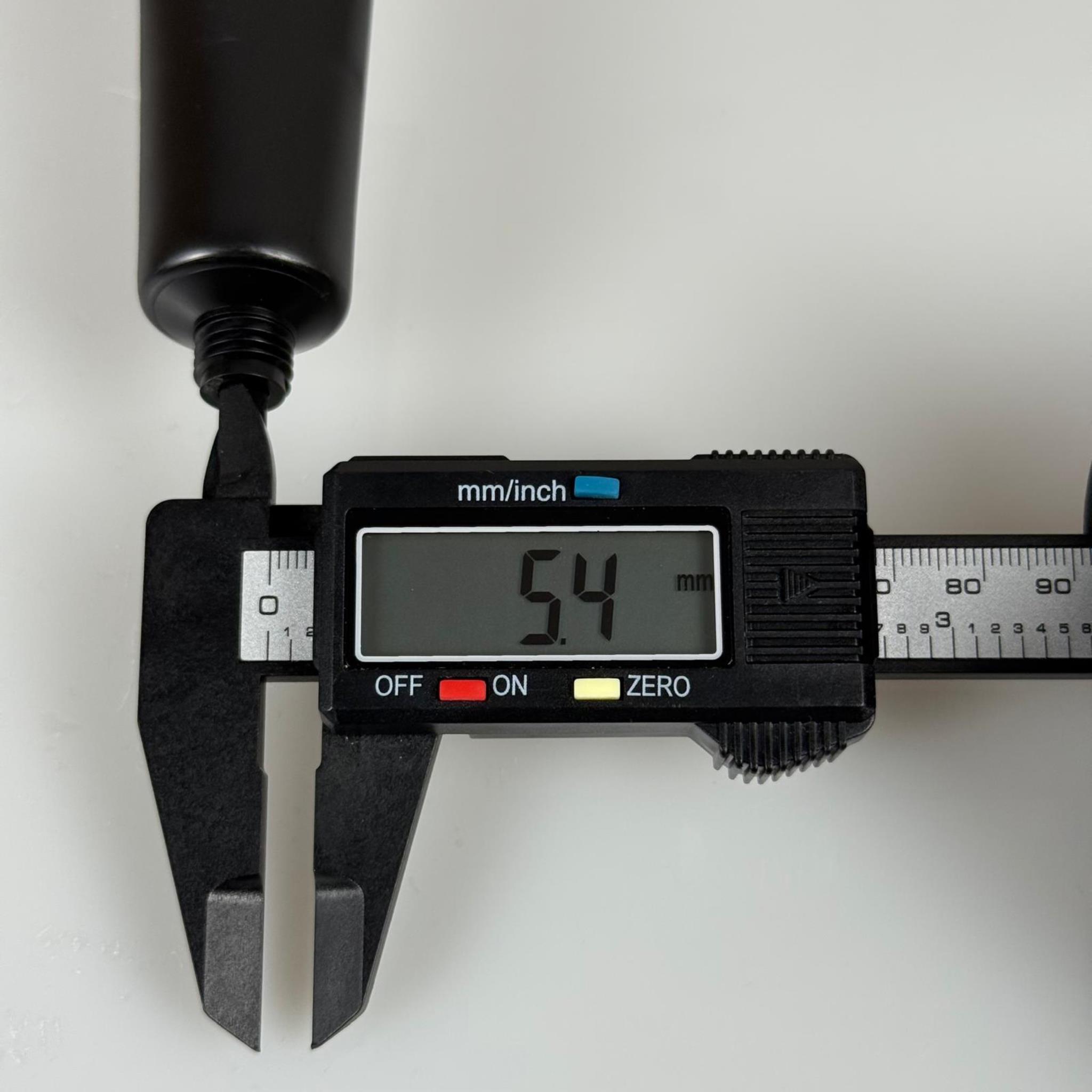 KOZMETİK İÇİN SİYAH BOŞ KREM TÜPÜ FLİPTOP KAPAKLI - 30 ML - MERHEM TÜPÜ - PLASTİK MANÜEL DOLDURULABİLİR BOŞ TÜP - LİPGLOSS TÜP - DUDAK PARLATICISI TÜPÜ - BAL DOLUMU İÇİN PLASTİK TÜP