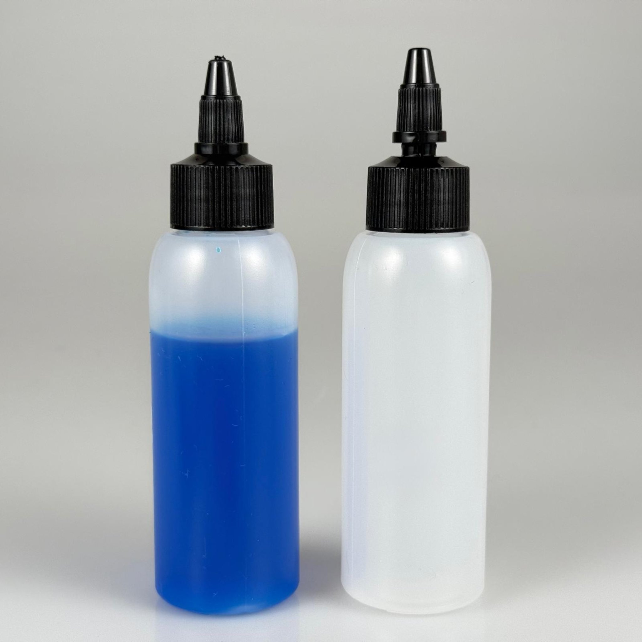 100 ML SIKILABİLİR YUMUŞAK PE POLİETİLEN PLASTİK ŞİŞE - SİYAH TWİST SİVRİ KARTUŞ KAPAKLI - 100 cc sos, yağ, kartuş, mürekkep vb için boş şişeler