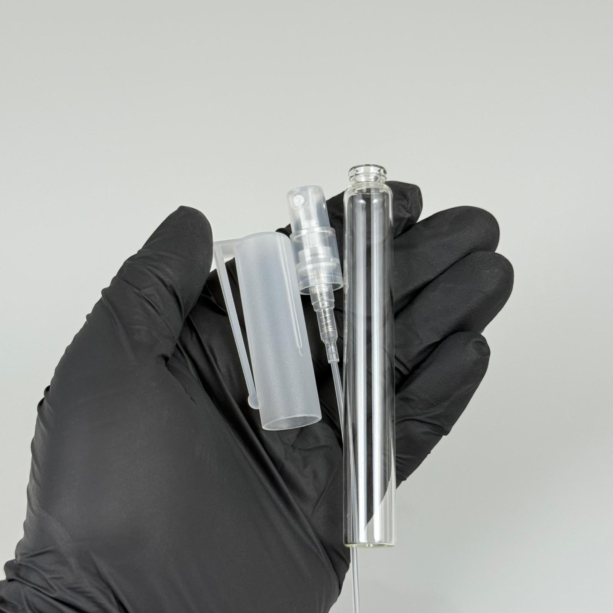 8 CC ŞEFFAF CAM KALEM PARFÜM ŞİŞESİ - SPREYLİ - KAPAKLI - BOŞ PARFÜM ŞİŞESİ (GEÇME AĞIZ)