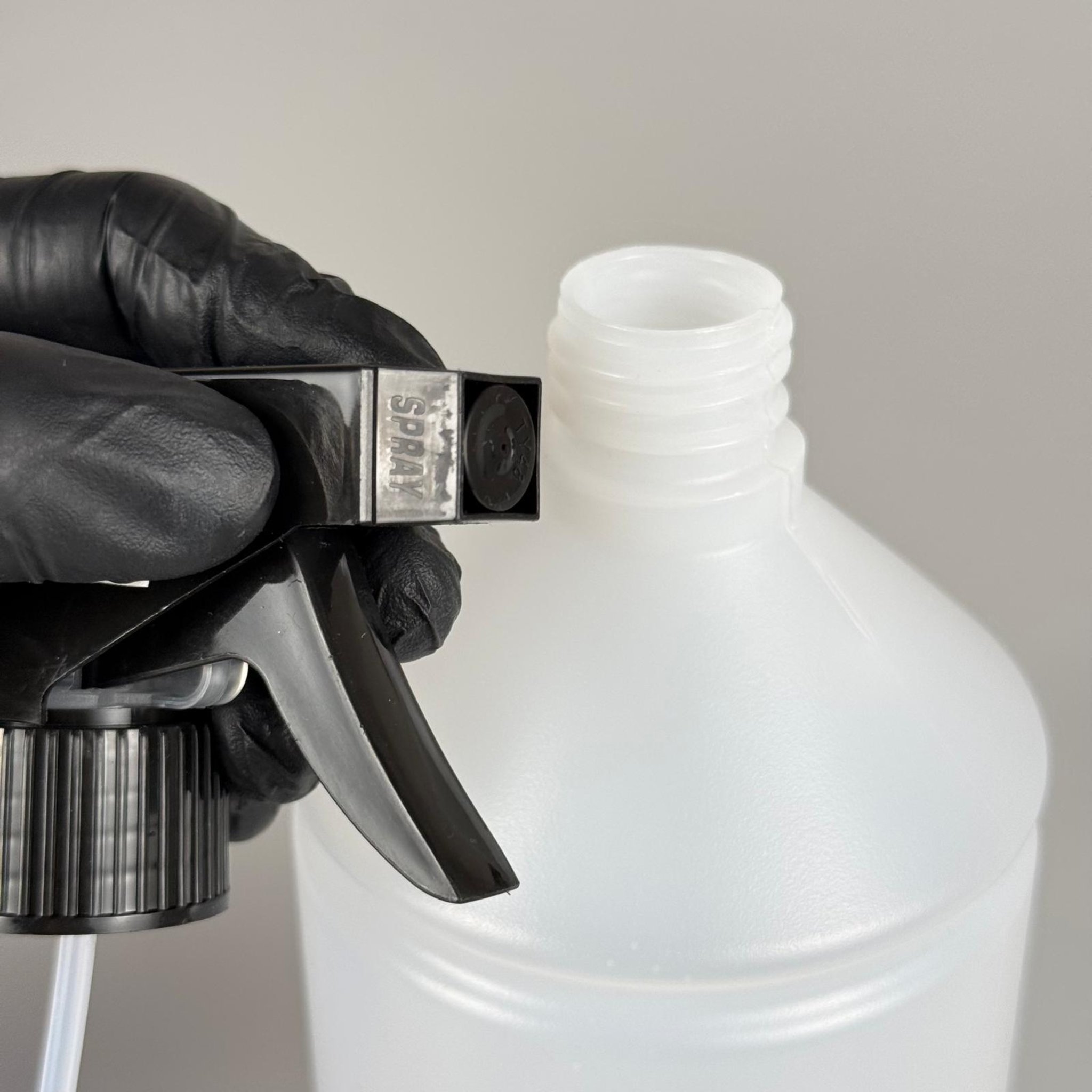 1000 CC TİNER ŞİŞESİ - SİYAH TRİGER TETİK SPREYLİ - 1000 ML KİMYASALA DAYANIKLI PLASTİK ŞİŞE - 1 LT POLİETİLEN ŞİŞE