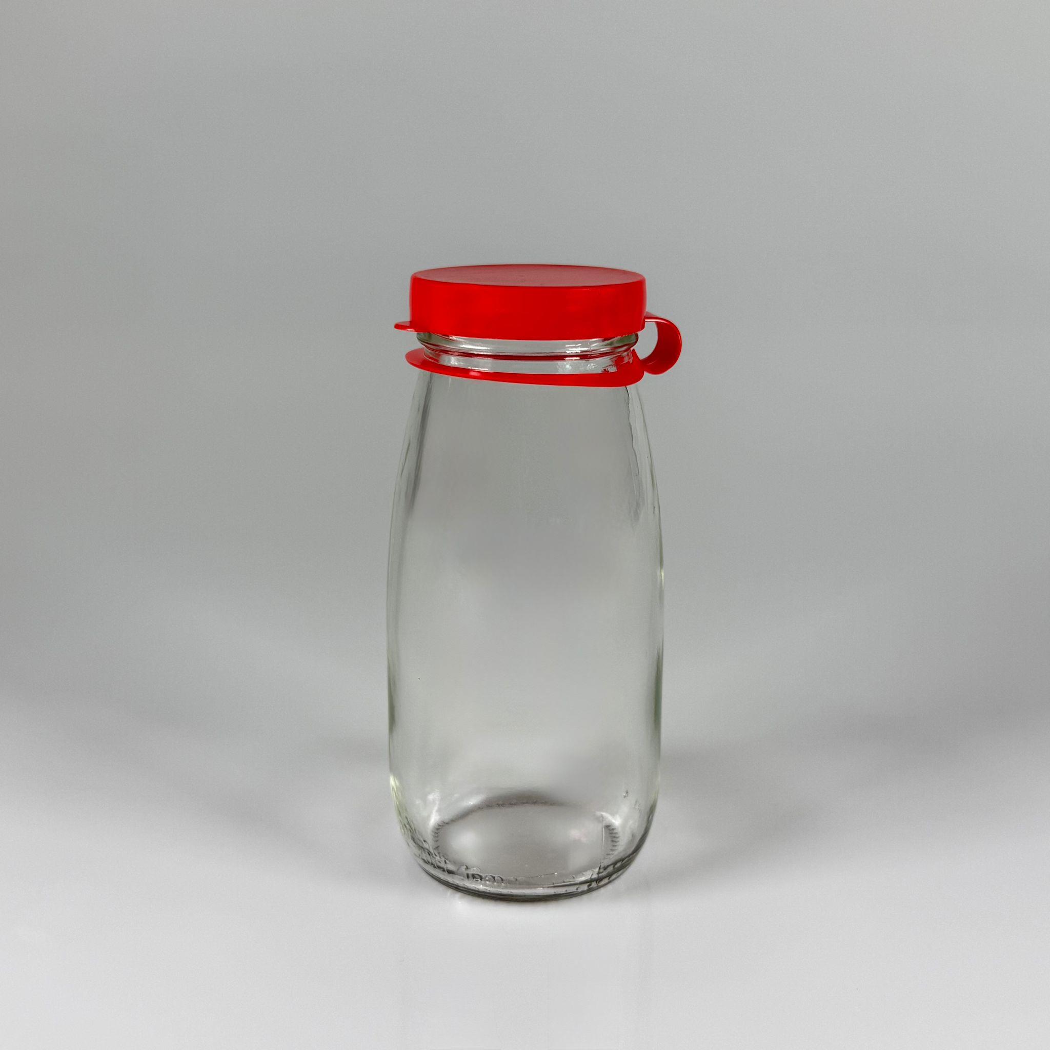 NOSTALJİ ESKİ TİP CAM AYRAN ŞİŞESİ - SÜT, LİMONATA, ŞIRA. ŞERBET. MEYVE SUYU, EV YAPIMI MEŞRUBAT, SMOOTHIE, KOKTEYL VB KAFETERYA, RESTORAN, EV KULLANIMI VB İÇİN - KIRMIZI GEÇME KAPAKLI 250 CC BOŞ CAM ŞİŞELERİ