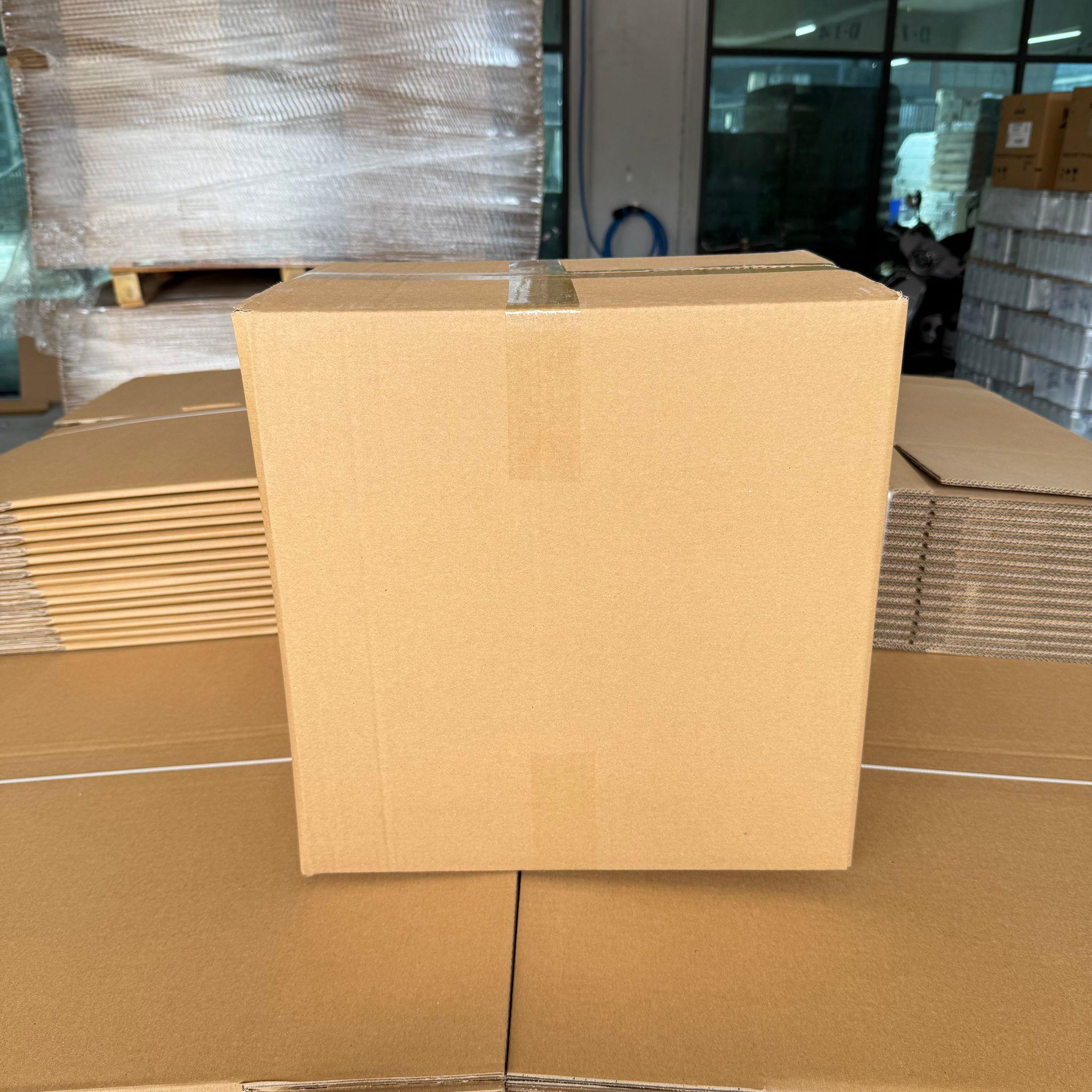 40*30 CM 40 CM YÜKSEKLİK KARTON KUTU - ÇİFT OLUKLU KALIN MUKAVEMETLİ, HİÇ KULLANILMAMIŞ - BOŞ KARTON KUTU - BOŞ KOLİ - KARTON KOLİ - TAŞINMAK İÇİN KOLİ -  BURSA DEPOMUZDAN ALABİLİRSİNİZ