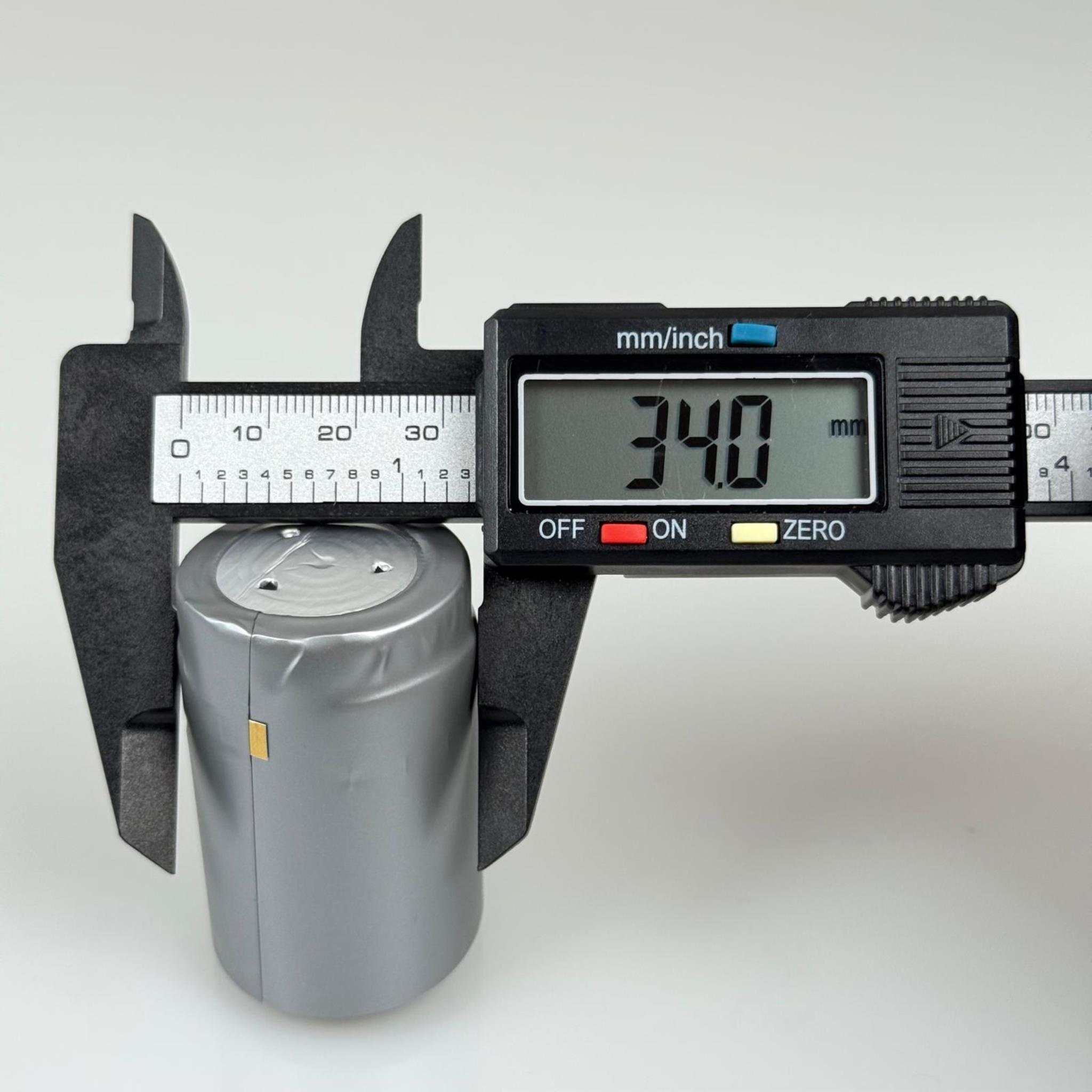 34X47 KAPŞON GÜMÜŞ (31 VİDALI AĞIZ YAĞ ŞİŞELERİ VE SİRKE ŞİŞELERİ İÇİN)