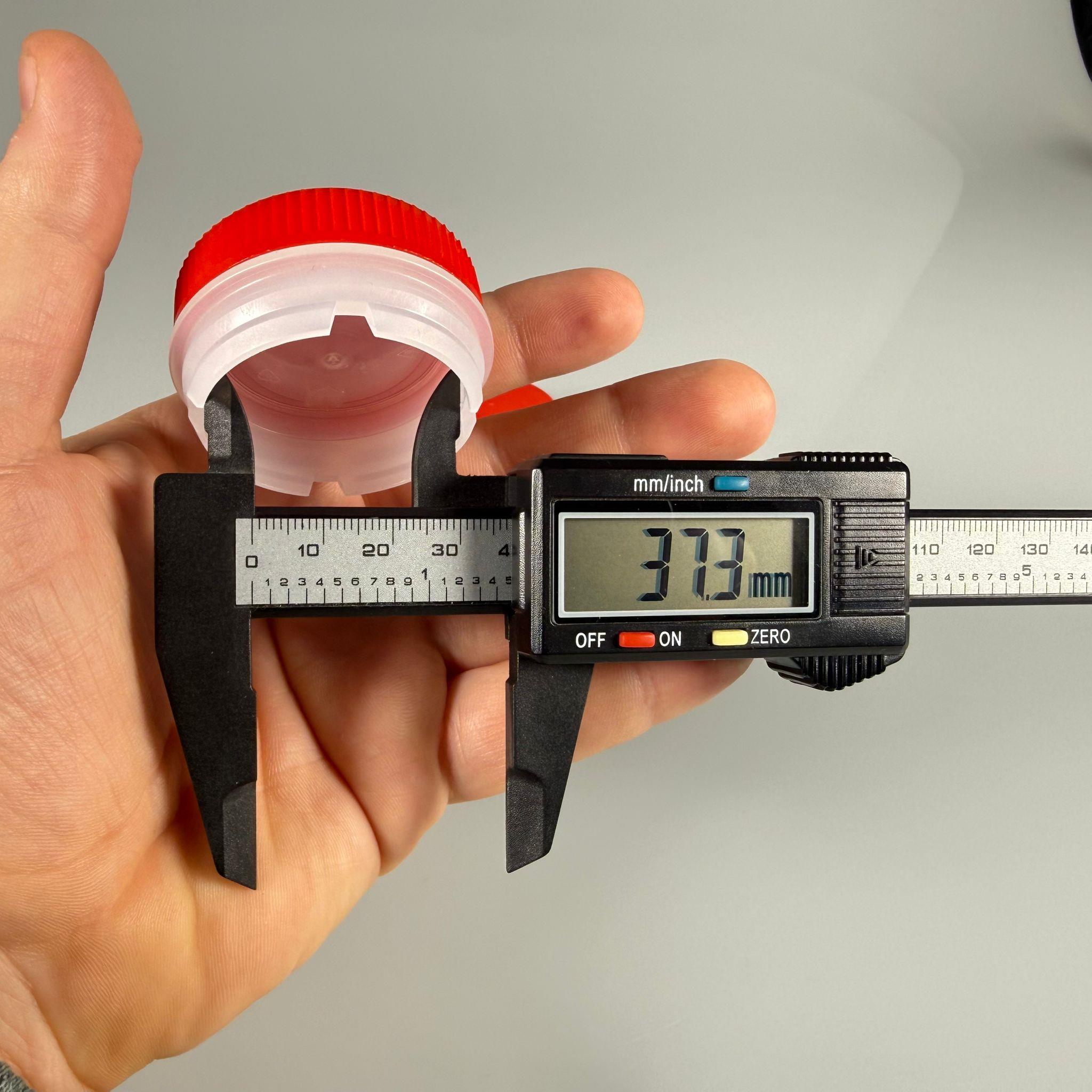 42 MM KIRMIZI TENEKE KAPAK - (42 MM DELME ÇAPI OLAN TENEKELER İÇİN VİDALI TENEKE KAPAĞI) VUP / SK43 BERİCAP