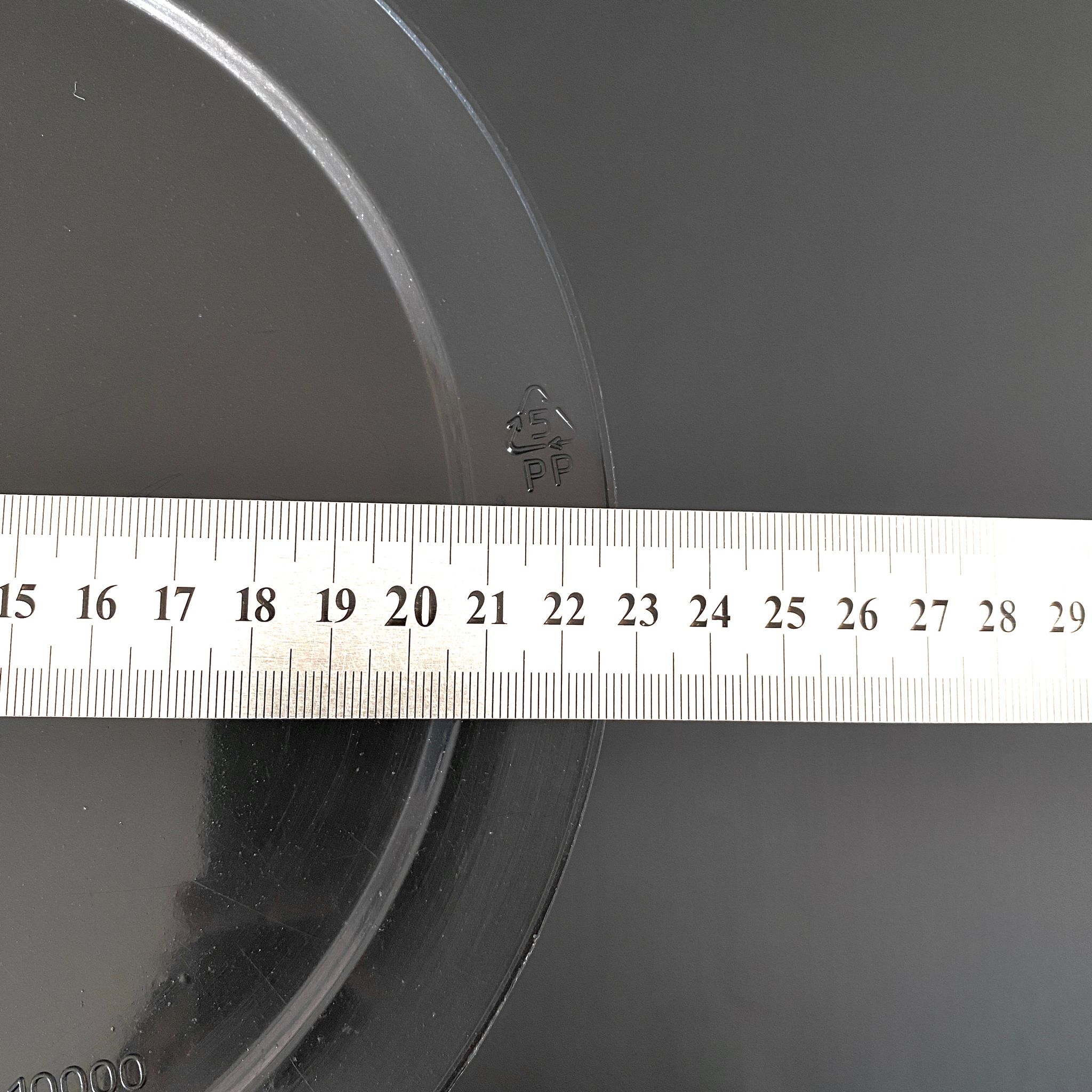 10 LİTRE PLASTİK KOVA - SİYAH (2. KALİTE)  - 10 LT SAPLI GIDAYA UYGUN SIZDIRMAZ KİLİTLİ KAPAKLI KOVA - TURŞU KOVASI, BOYA KOVASI, TAHİN PEKMEZ KOVASI, ZEYTİN KOVASI VB ALANLARDA KULLANILABİLİR.