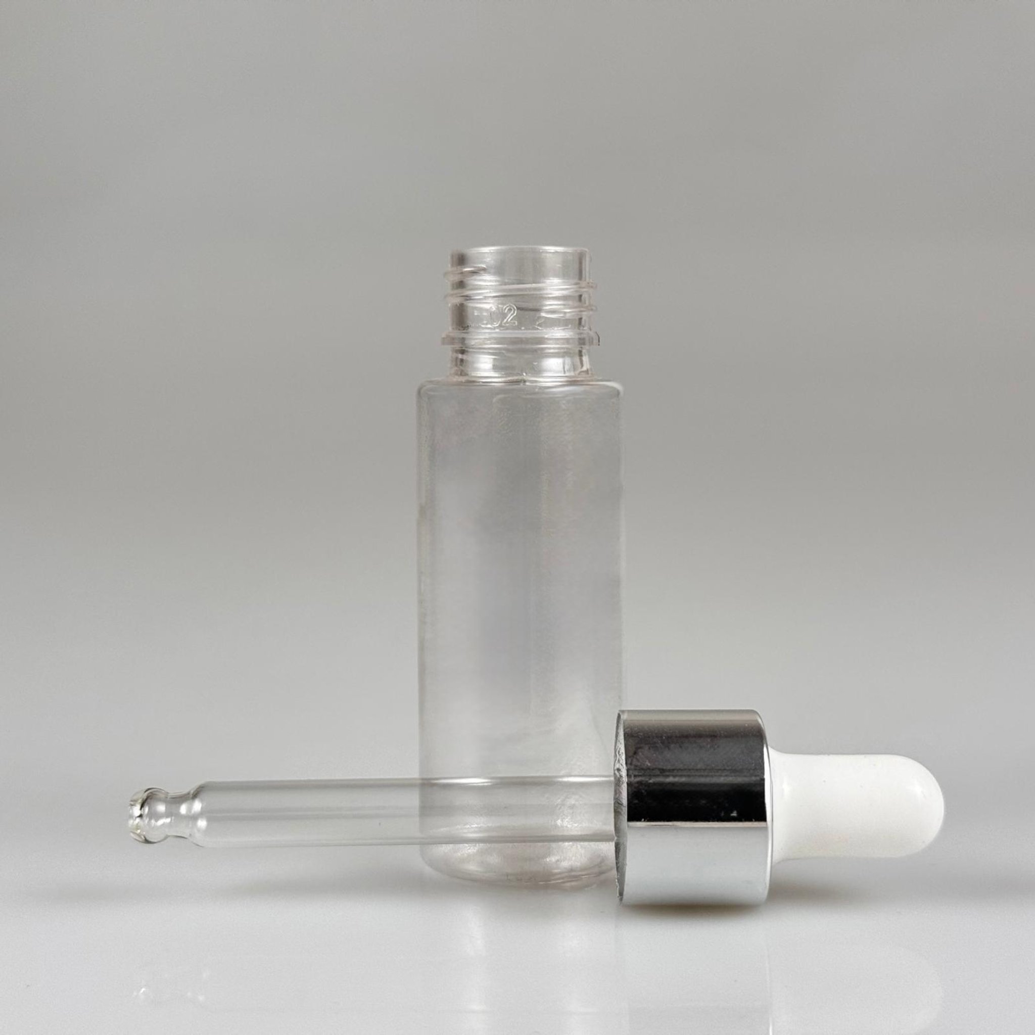 20 CC PET SHOT ŞİŞESİ  - KİLİTLİ BEYAZ KAPAKLI KOLAJEN ŞİŞESİ - 20 ML PLASTİK ŞİŞE - ŞEFFAF (KİLİTLİ KAPAK SERTÇE BASTIRARAK KAPANIR)