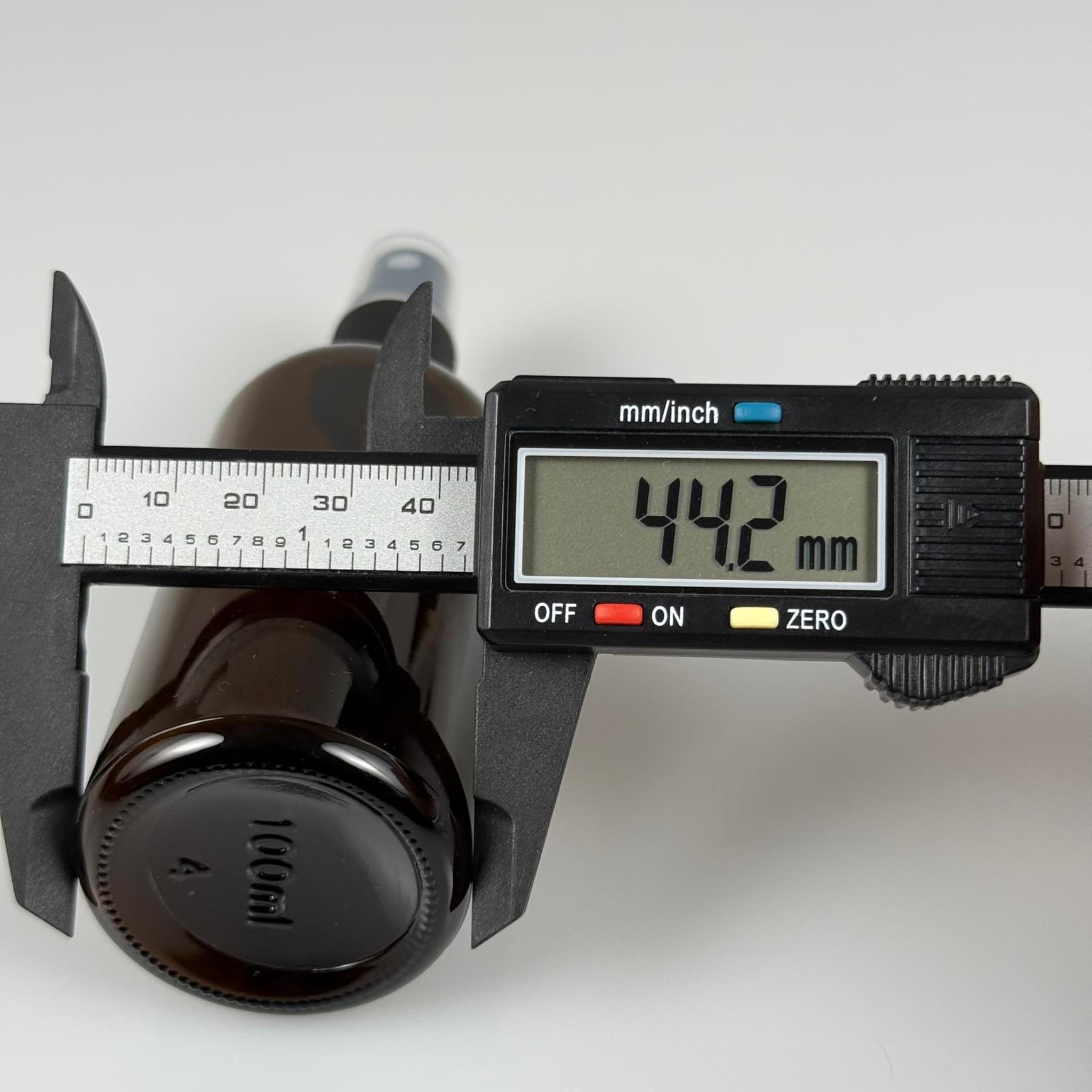 100 CC AMBER CAM ŞİŞE SİYAH SPREYLİ TAKIM - 100 ML SPREYLİ CAM ŞİŞE