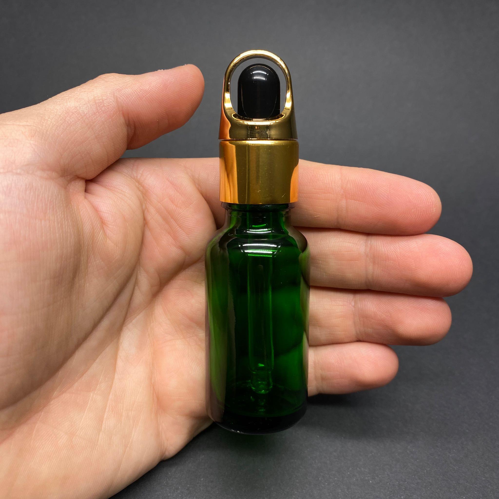 20 CC YEŞİL CAM DAMLALIKLI ŞİŞE - SİYAH EMZİK - GOLD FLOWER SEPET MODEL METALİK KAPAK - 20 ML CAM DAMLALIKLI ŞİŞE