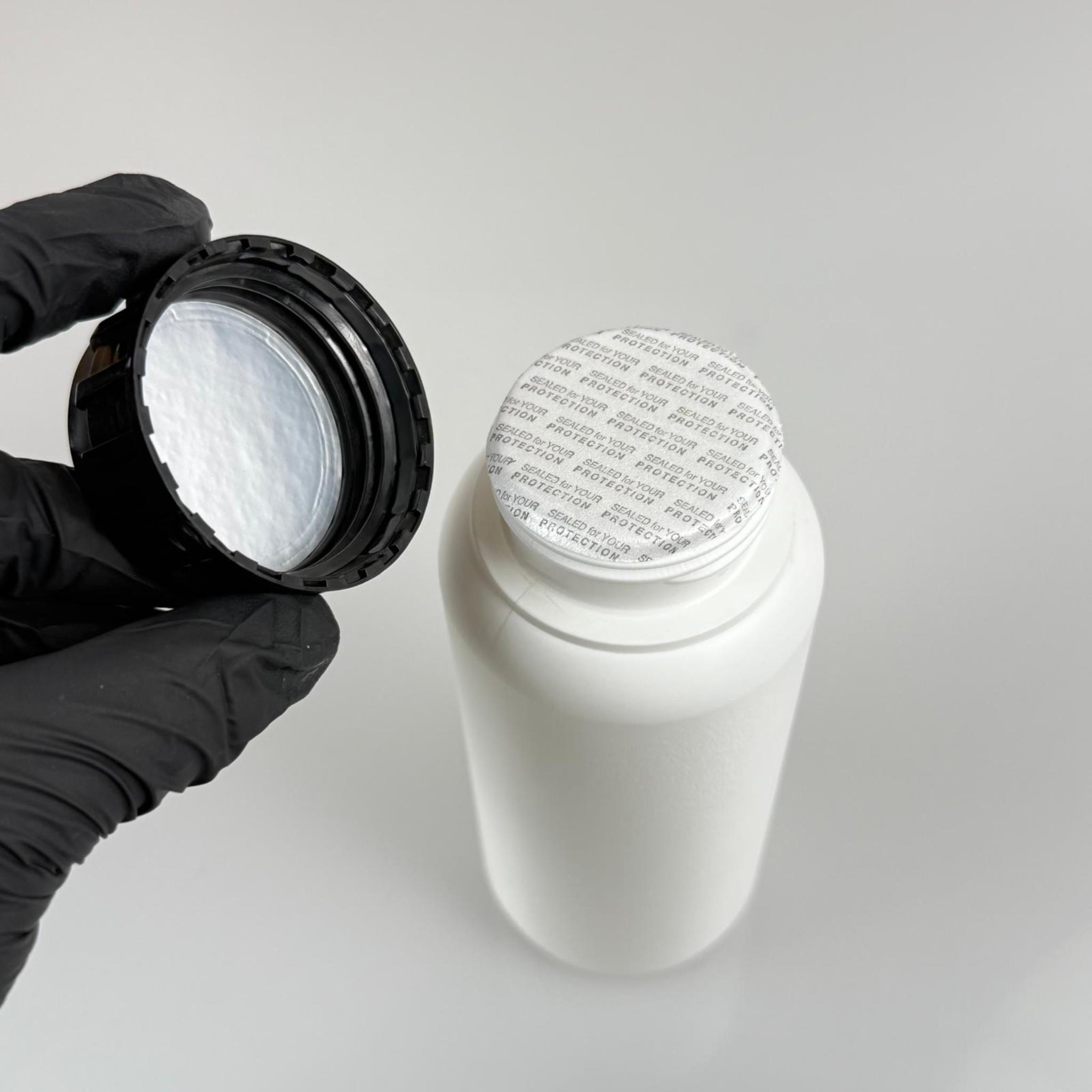 0,5 LT ZİRAİ İLAÇ BİDONU BEYAZ + SİYAH ALÜMİNYUM FOLYOLU İNDİKSİYON CONTA SK50 KAPAK + KENDİNDEN YAPIŞKANLI KÖPÜK CONTALI - 500 CC PE POLİETİLEN TARIM BİDON