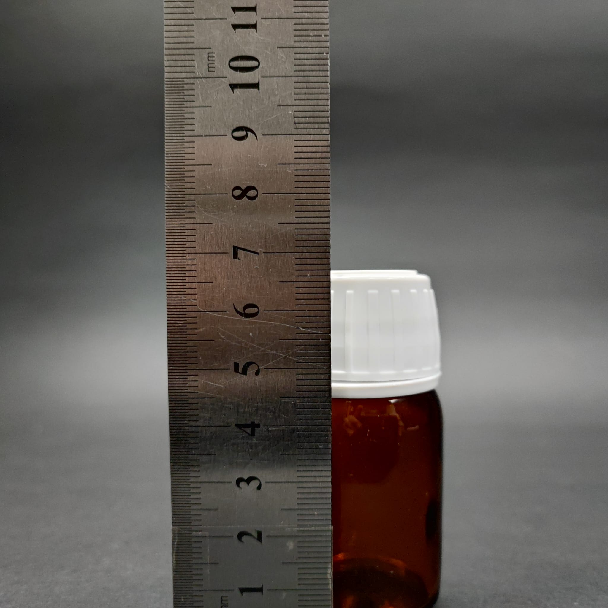 20 ML DOLUMU KOLAY, GENİŞ AĞIZLI İÇTEN DAMLALIKLI ŞİŞE (25 MM AĞIZ)  - 20 CC BEYAZ KİLİTLİ DAMLALIKLI CAM ECZA ŞİŞESİ - AMBER KAHVERENGİ