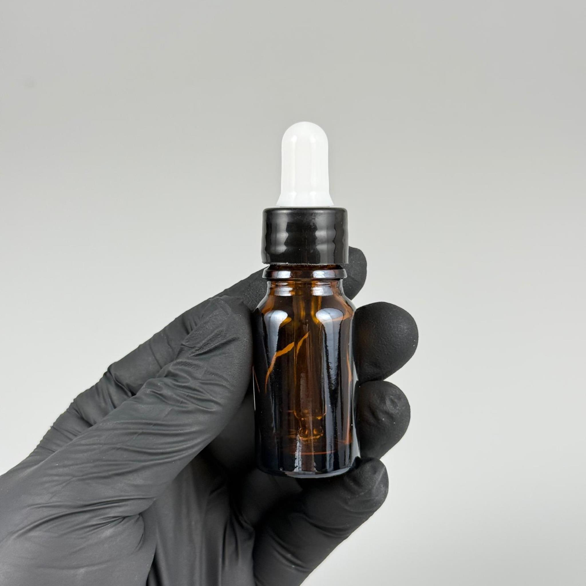 10 CC AMBER CAM DAMLALIKLI ŞİŞE - BEYAZ EMZİK + SİYAH DÜZ KAPAK + CAM PİPET TAKIM - 10 ML KAHVERENGİ DAMLALIKLI ŞİŞE SETİ