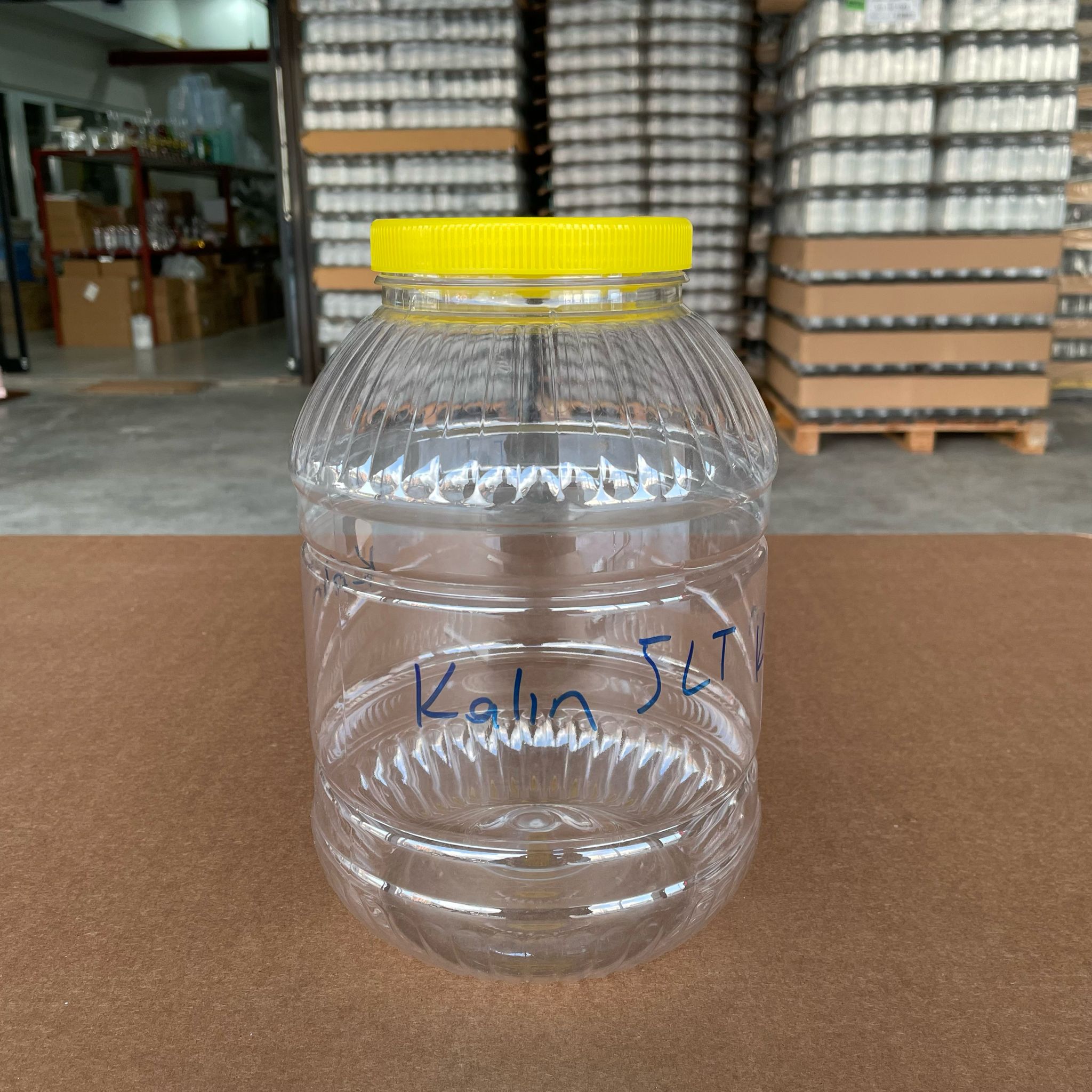 5 LT KALIN PET KAVANOZ - AĞIZ ÇAPI 11 CM - KAPAKLI - 5000 CC PET BİDON - 5 LİTRE PLASTİK KAVANOZ (kavanoz 120 gr)