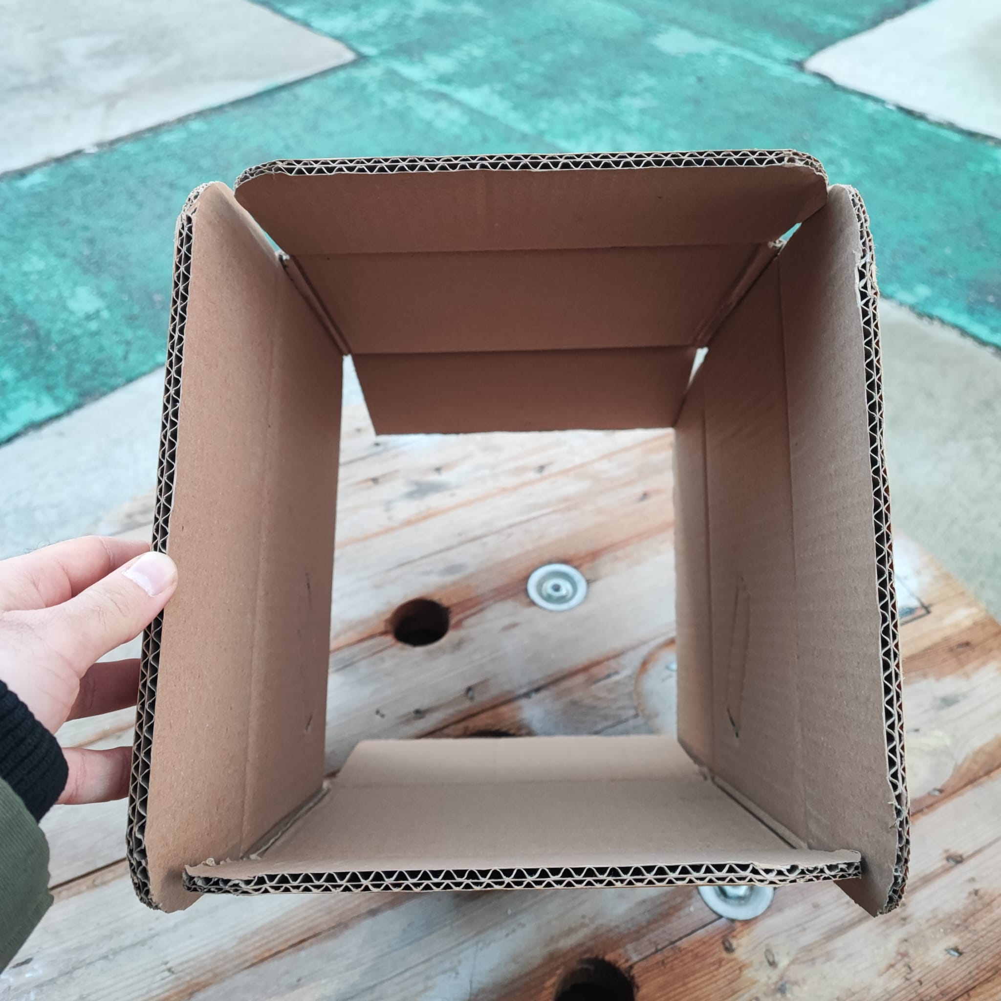 30*26*20 CM KARTON KUTU - İKİ OLUKLU TAHTA GİBİ - BOŞ KARTON KUTU - BOŞ KOLİ - KARTON KOLİ - TAŞINMAK İÇİN KOLİ -  BURSA DEPOMUZDAN ALABİLİRSİNİZ