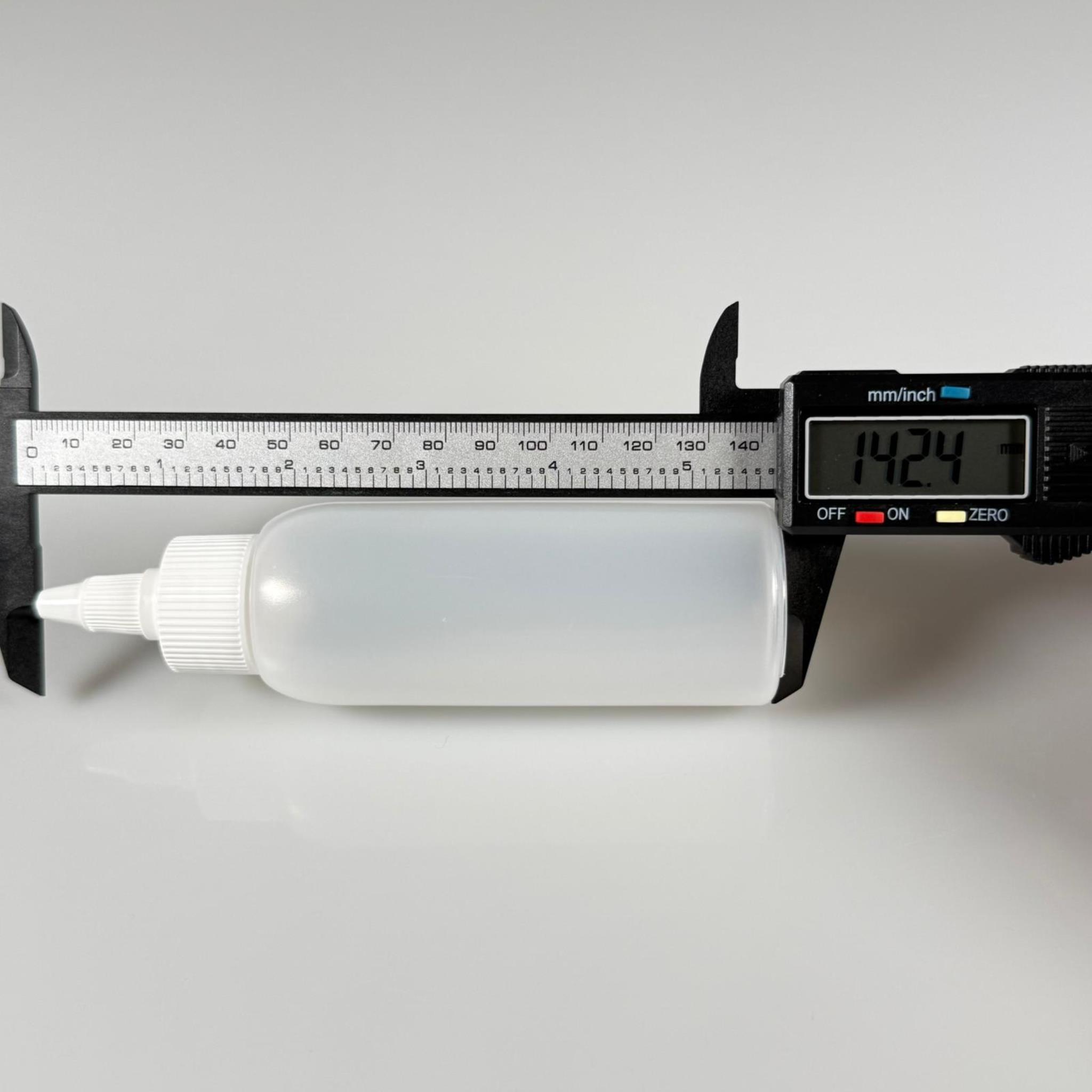 100 ML SIKILABİLİR YUMUŞAK PE PLASTİK ŞİŞE - BEYAZ TWİST SİVRİ KARTUŞ KAPAKLI - 100 cc sos, yağ, kartuş, mürekkep vb için boş şişeler