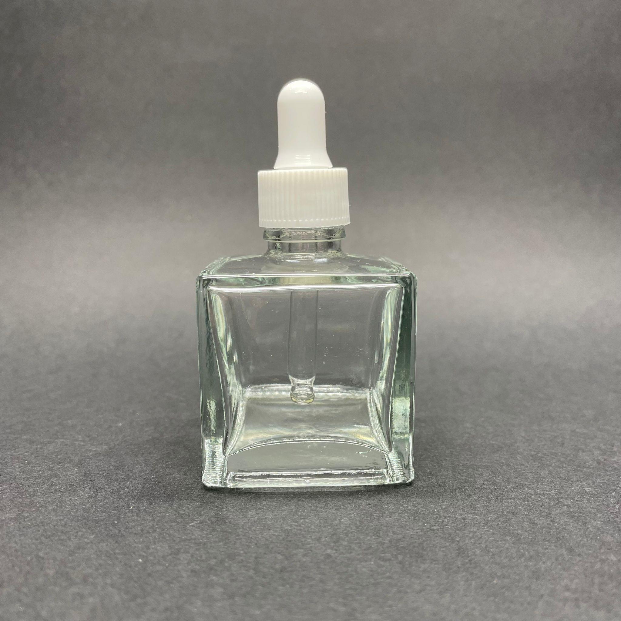 50 CC KARE CAM DAMLALIKLI ŞİŞE - BEYAZ EMZİK - BEYAZ PLASTİK KAPAK - 50 ML KÖŞELİ CAM DAMLALIKLI ŞİŞE