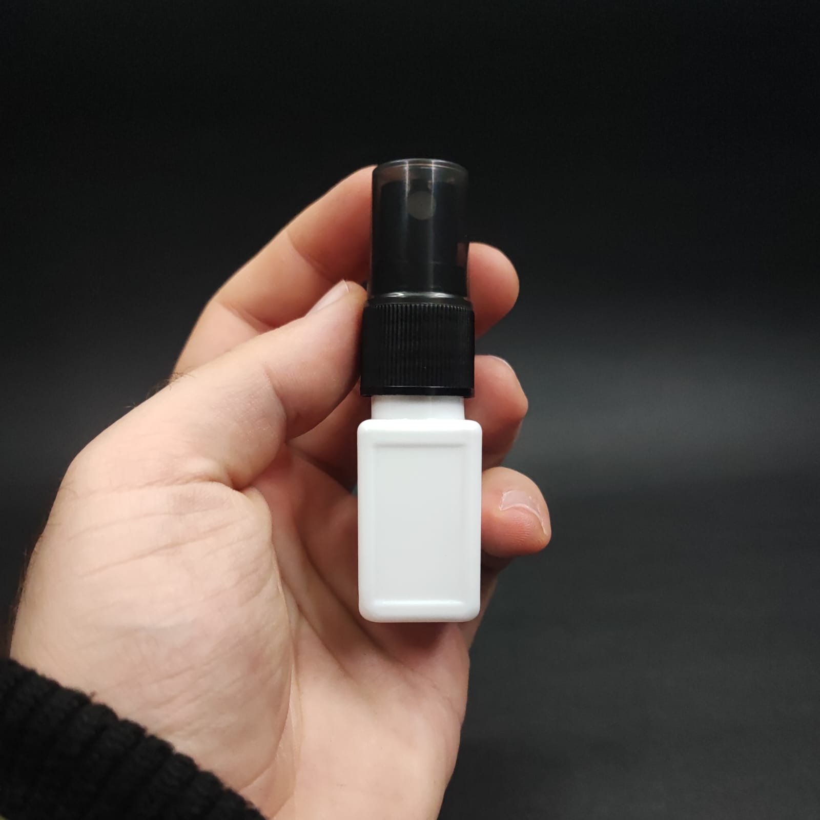 10 CC BEYAZ KARE PET ŞİŞE - SİYAH SPREYLİ TESTER 10 ML PLASTİK ŞİŞE