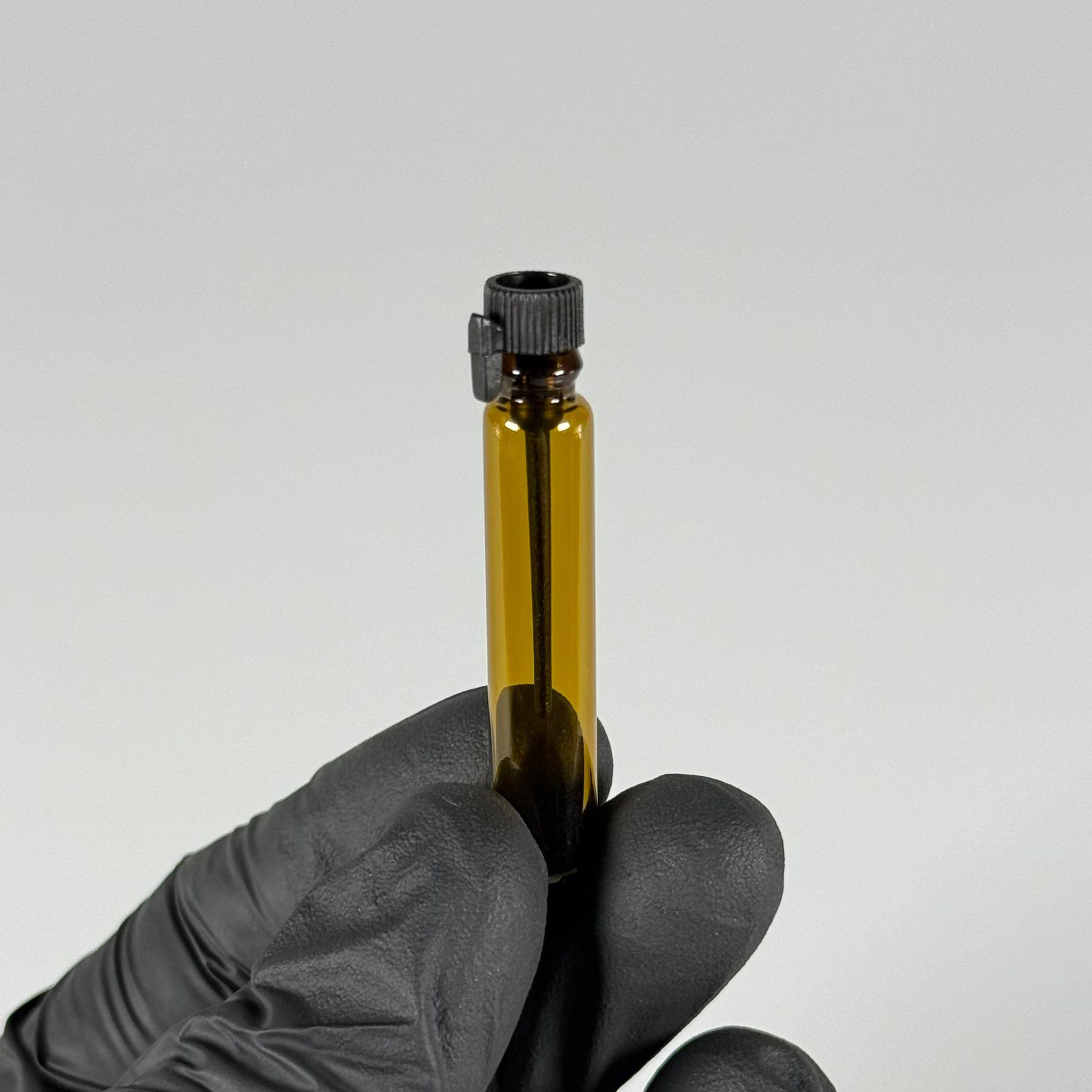 2 CC AMBER KAHVERENGİ ÇUBUKLU ŞİŞE PLASTİK TIPALI - GÜLYAĞI ŞİŞESİ - KOKU VE ESANS ŞİŞESİ - TESTER ŞİŞE - 2 ML CAM ŞİŞE