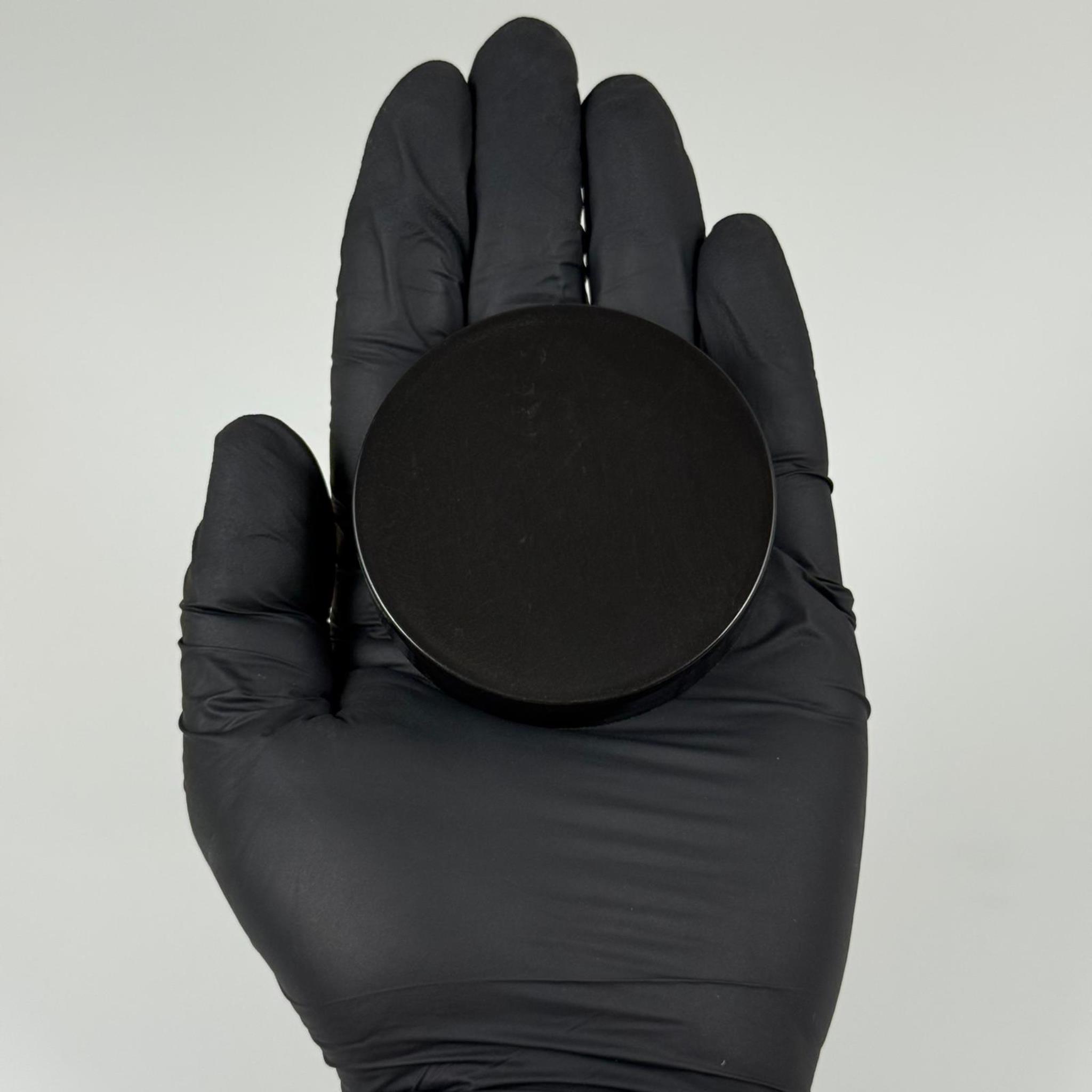 57 MM VİDALI PLASTİK KAPAK SİYAH (ŞİŞECAM 50 CC CAM KREM UYUMLU)