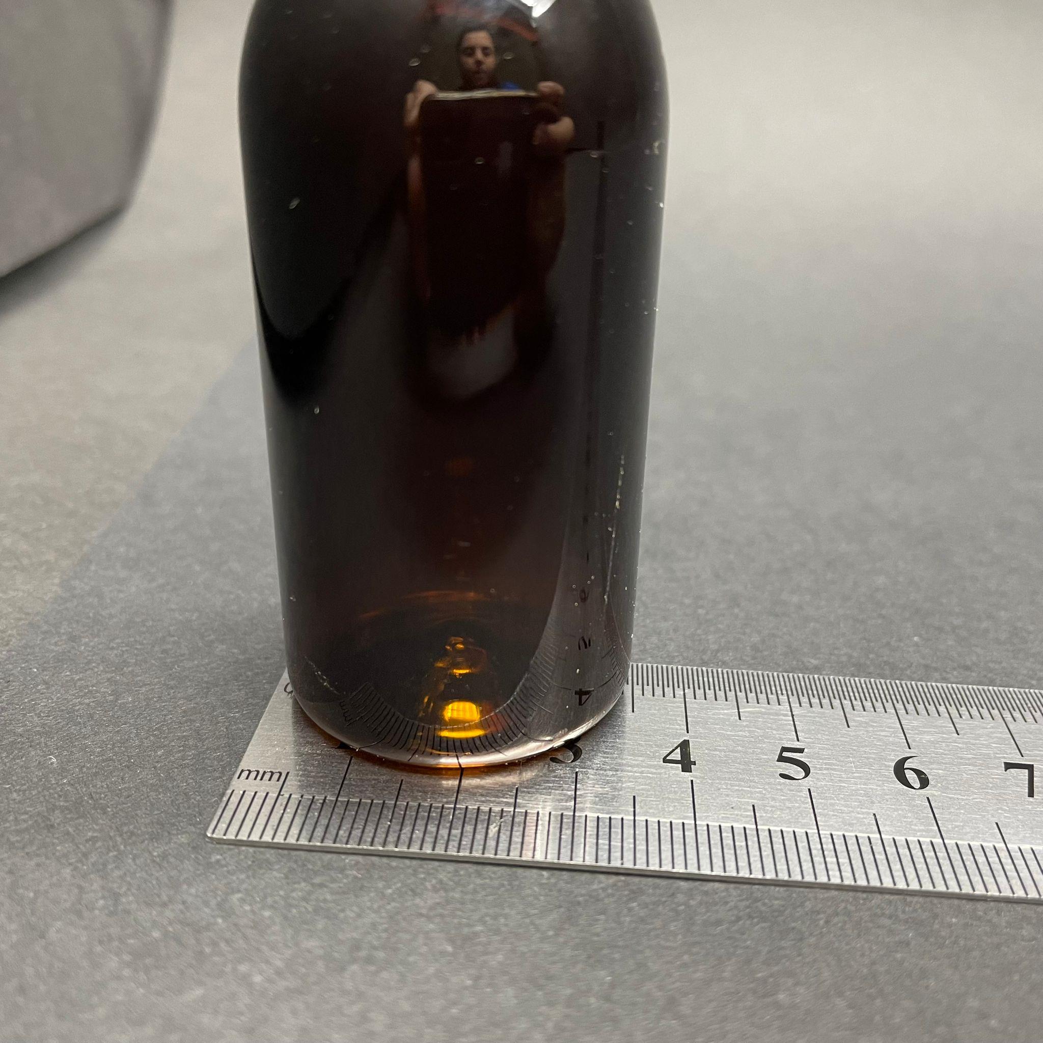 50 CC AMBER SERT MODEL PET ŞİŞE - SİYAH FLİPTOP AÇILIR KAPANIR KAPAKLI - 50 ML KAHVERENGİ AKITICILI PLASTİK ŞİŞE - KAPAK ÜST KALİTE