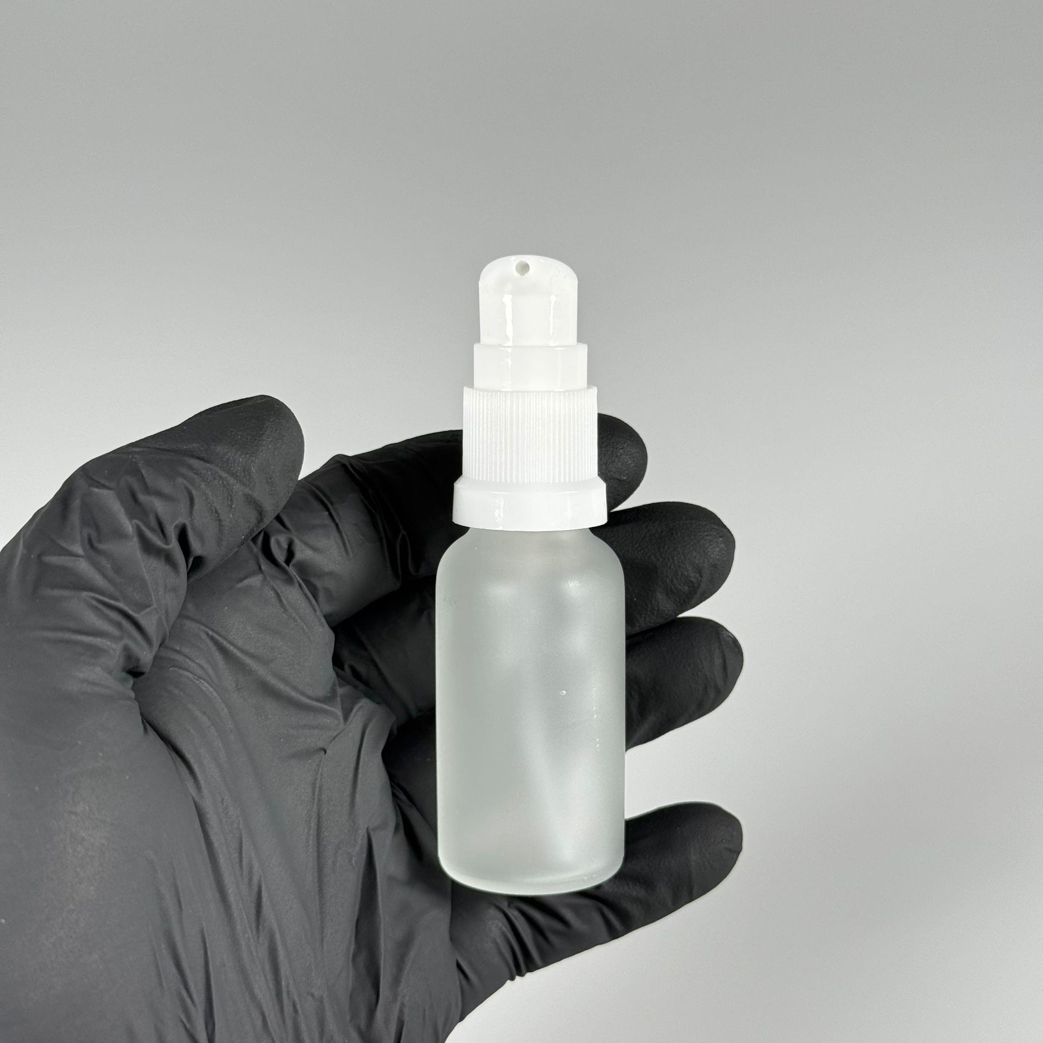 20 CC BUZLU CAM ŞİŞE - SIZDIRMAZ ETEKLİ BEYAZ LOSYON POMPALI TAKIM - 20 ML LOSYON ŞİŞESİ - YAĞ, KREM GİBİ YOĞUN KIVAMLI SIVILAR İÇİN CAM AMBALAJ