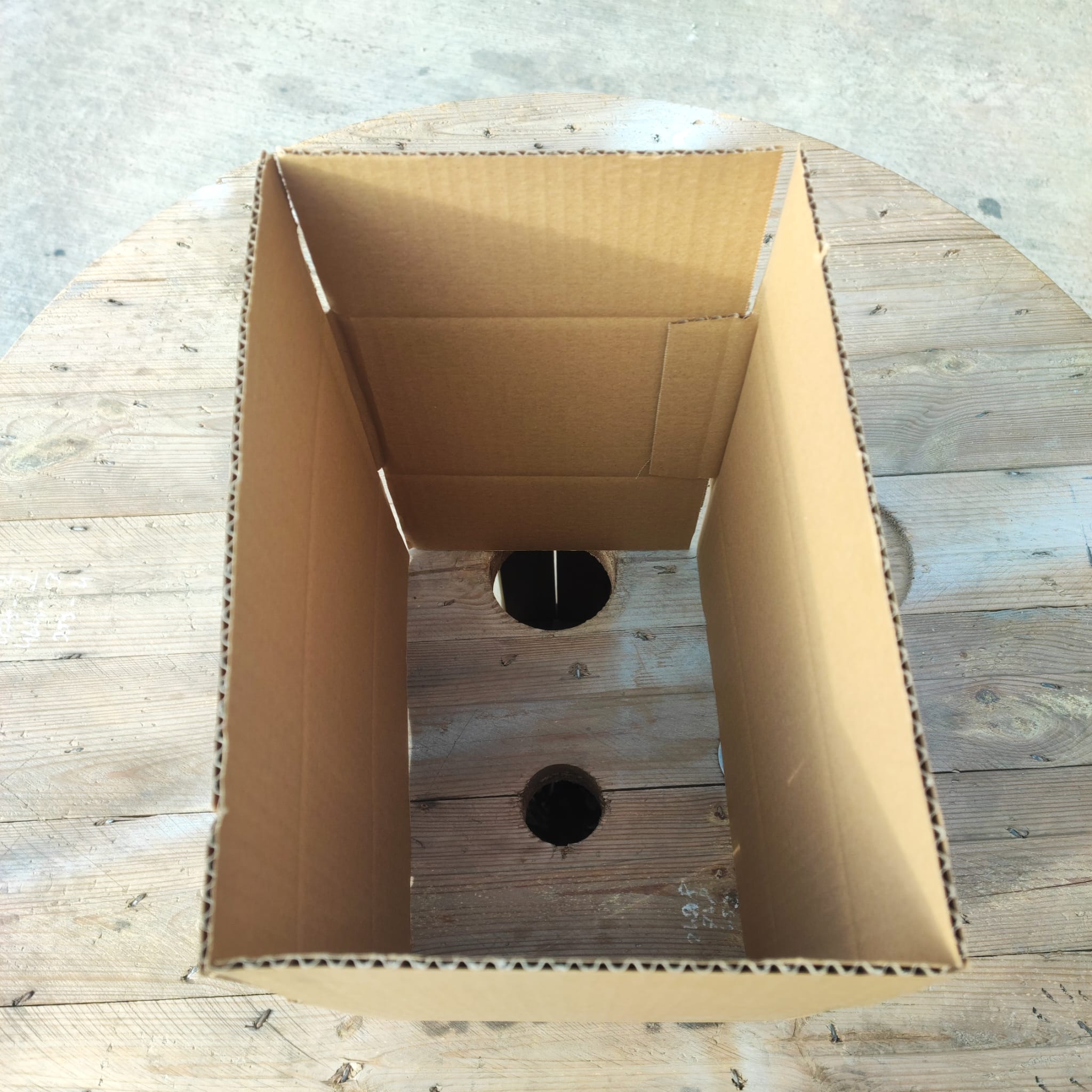 30*20 CM 15 CM YÜKSEKLİK KARTON KUTU - TEK OLUKLU - BOŞ KARTON KUTU - BOŞ KOLİ - KARTON KOLİ - TAŞINMAK İÇİN KOLİ -  BURSA DEPOMUZDAN ALABİLİRSİNİZ