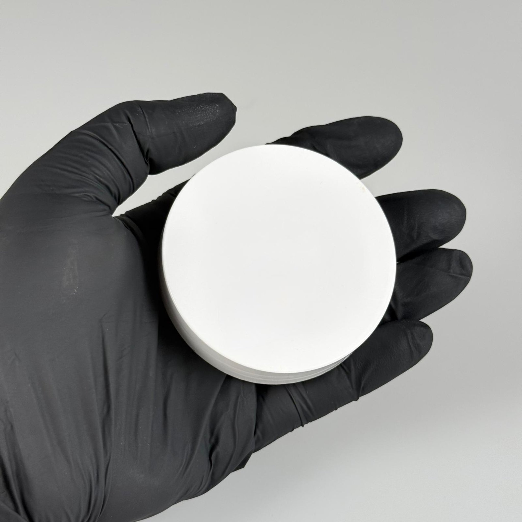 63 MM VİDALI PLASTİK KAPAK BEYAZ