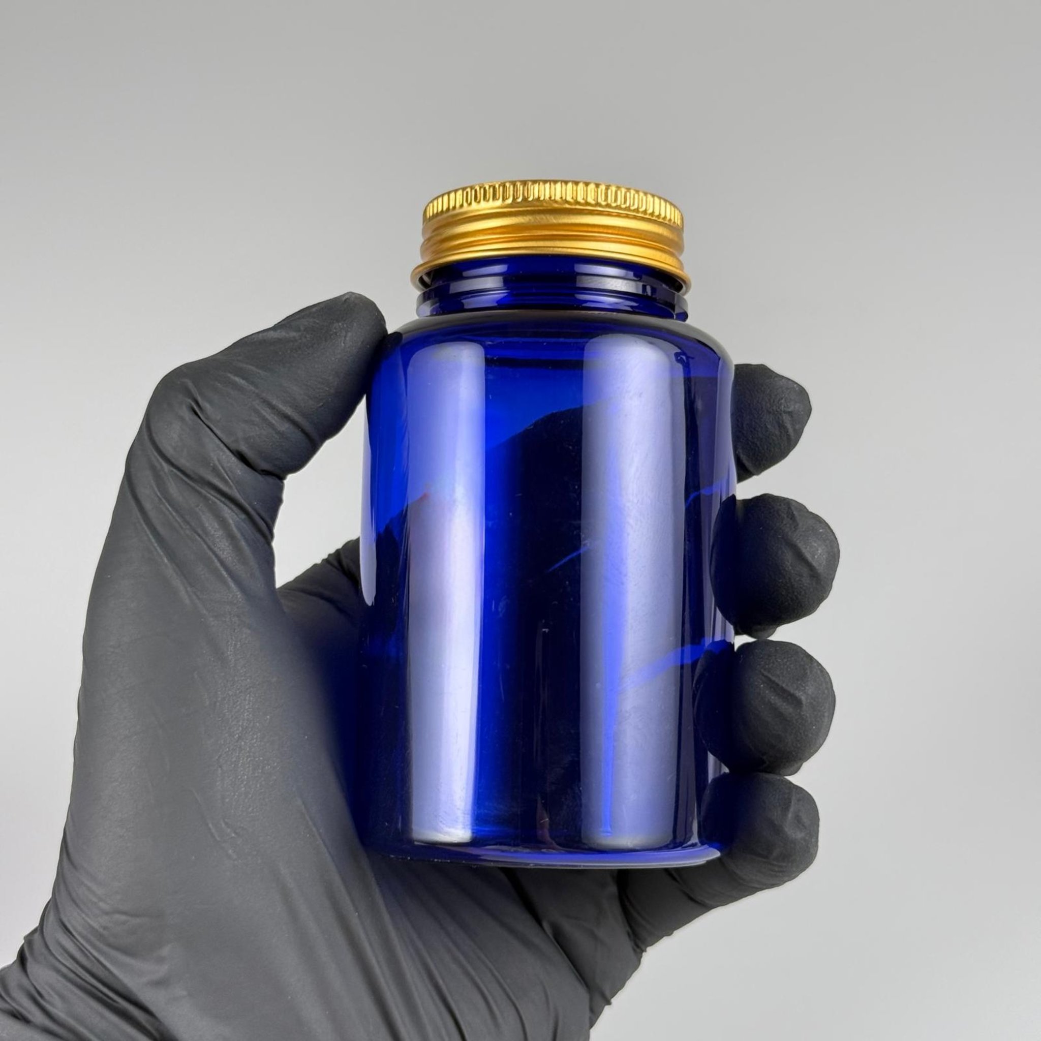 150 CC MAVİ PET PUDRA ŞİŞESİ + KÖPÜK CONTALI GOLD METAL KAPAKLI + PUDRA TIPALI TAKIM - 150 ML PUDRA KUTUSU, EKO TUZLUK