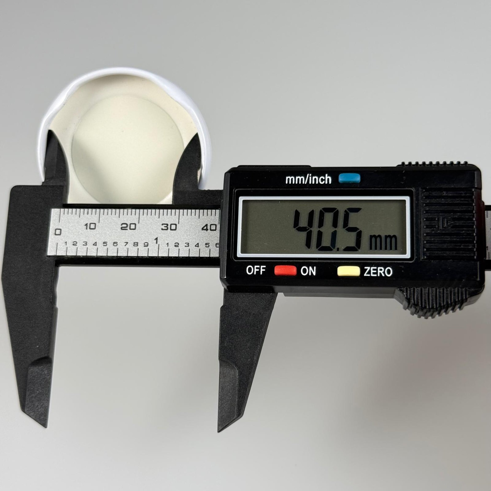 43 MM TWİST-OFF BEYAZ METAL KAPAK 43 mm TOFD 157 (2)