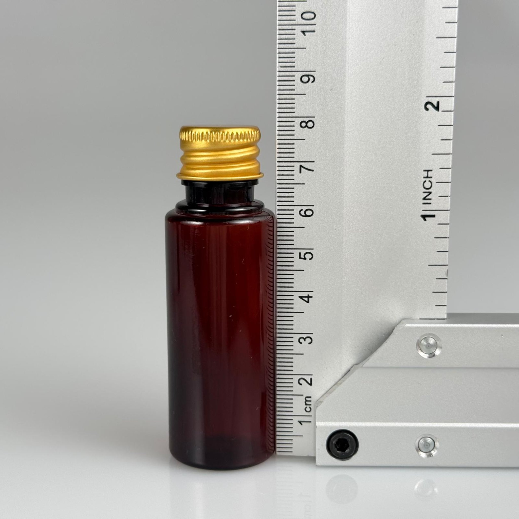 30 CC PET AMBER SHOT ŞİŞE - KÖPÜK CONTALI GOLD ALÜMİNYUM METAL KAPAKLI + DAMLALIKLI KOLONYA TIPALITAKIM - 30 ML KAHVERENGİ PLASTİK ŞİŞE