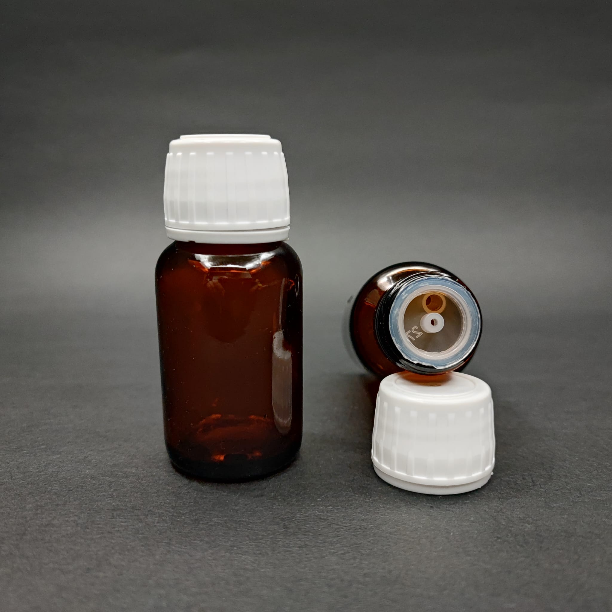 30 ML DOLUMU KOLAY, GENİŞ AĞIZLI İÇTEN DAMLALIKLI ŞİŞE (25 MM AĞIZ)  - 30 CC BEYAZ KİLİTLİ DAMLALIKLI CAM ECZA ŞİŞESİ - AMBER KAHVERENGİ