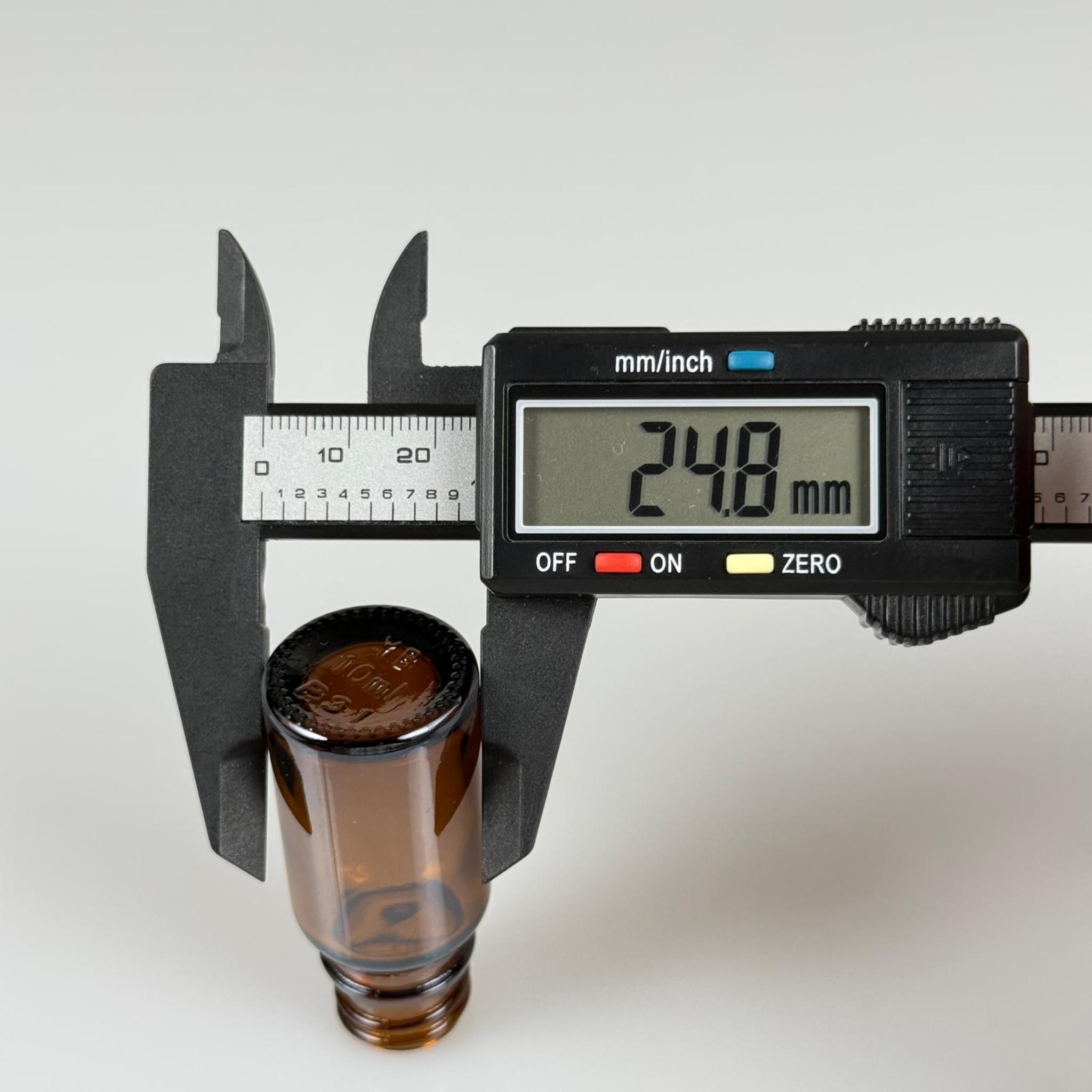 10 CC AMBER CAM ŞİŞE KAPAKSIZ (18 AĞIZ) - 10 ML CAM ŞİŞE - KAHVERENGİ 10 ML DROPPER ŞİŞE - ŞİŞECAM ÜRÜN KODU: 764801 İLE EŞDEĞERDİR