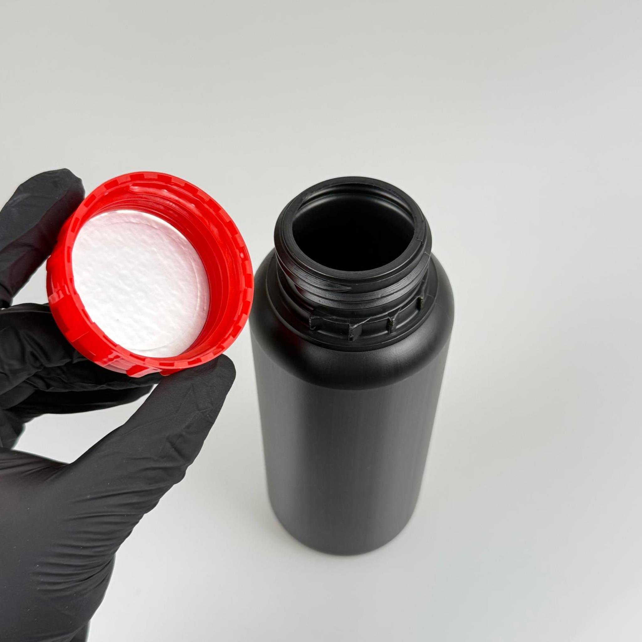 0,5 LT ZİRAİ İLAÇ BİDONU SİYAH + KIRMIZI ALÜMİNYUM FOLYOLU İNDİKSİYON CONTA SK50 KAPAK - 500 CC PE POLİETİLEN TARIM BİDON