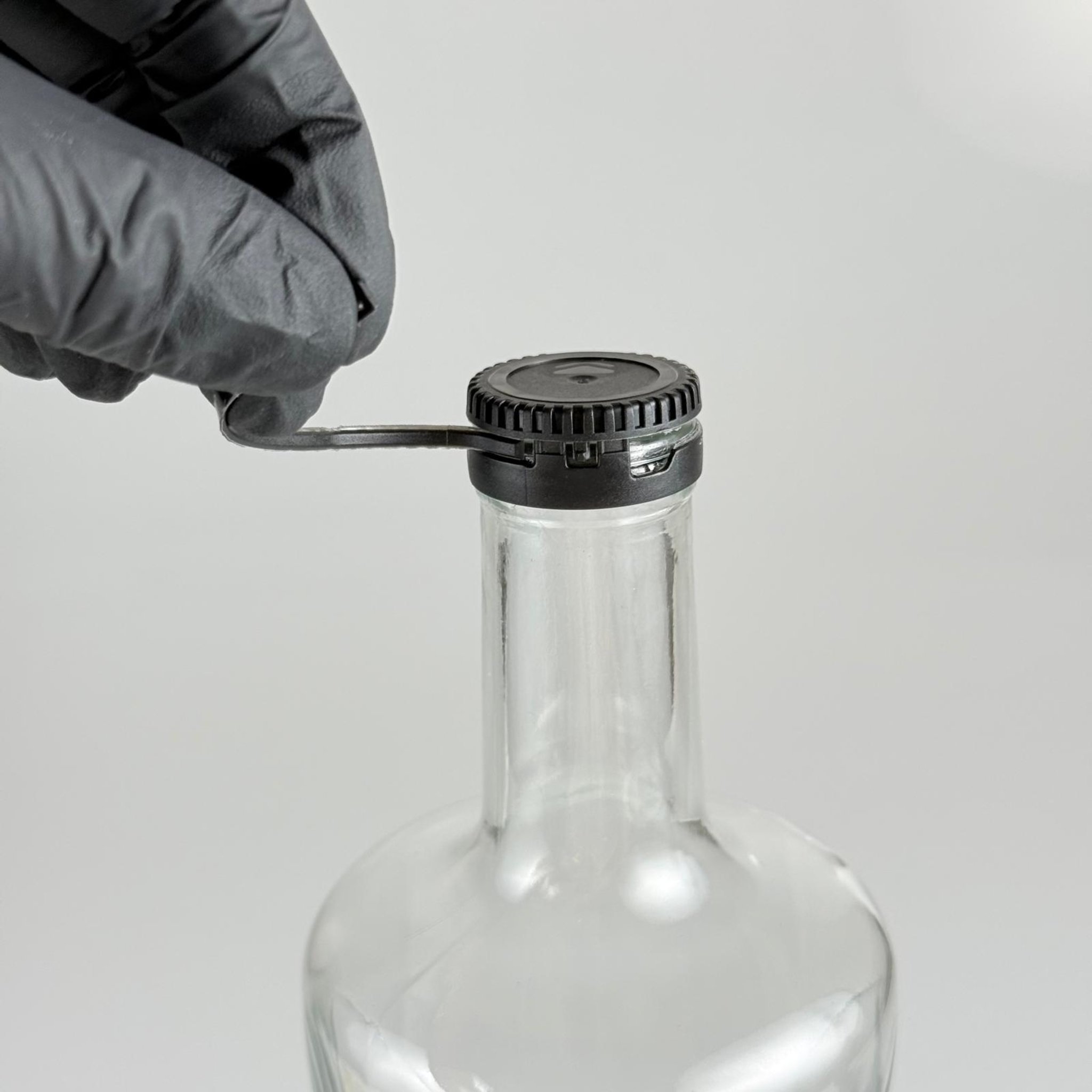 1000 CC DESENLİ DORİKA ŞEFFAF CAM ŞİŞE + YANDAN YIRTMAÇLI SİYAH ÇAKMA KAPAKLI TAKIM - 1000 ML MANTAR TIPALI ÇAKMA AĞIZ  CAM ŞİŞE
