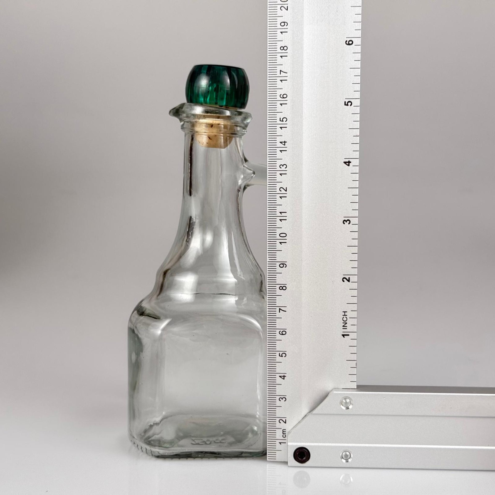 250 CC GAGALI KULPLU YAĞLIK CAM ŞİŞE - 250 ML GALON YAĞDANLIK ŞİŞE - YAĞ ŞİŞESİ - YEŞİL DOĞAL MANTAR TIPALI