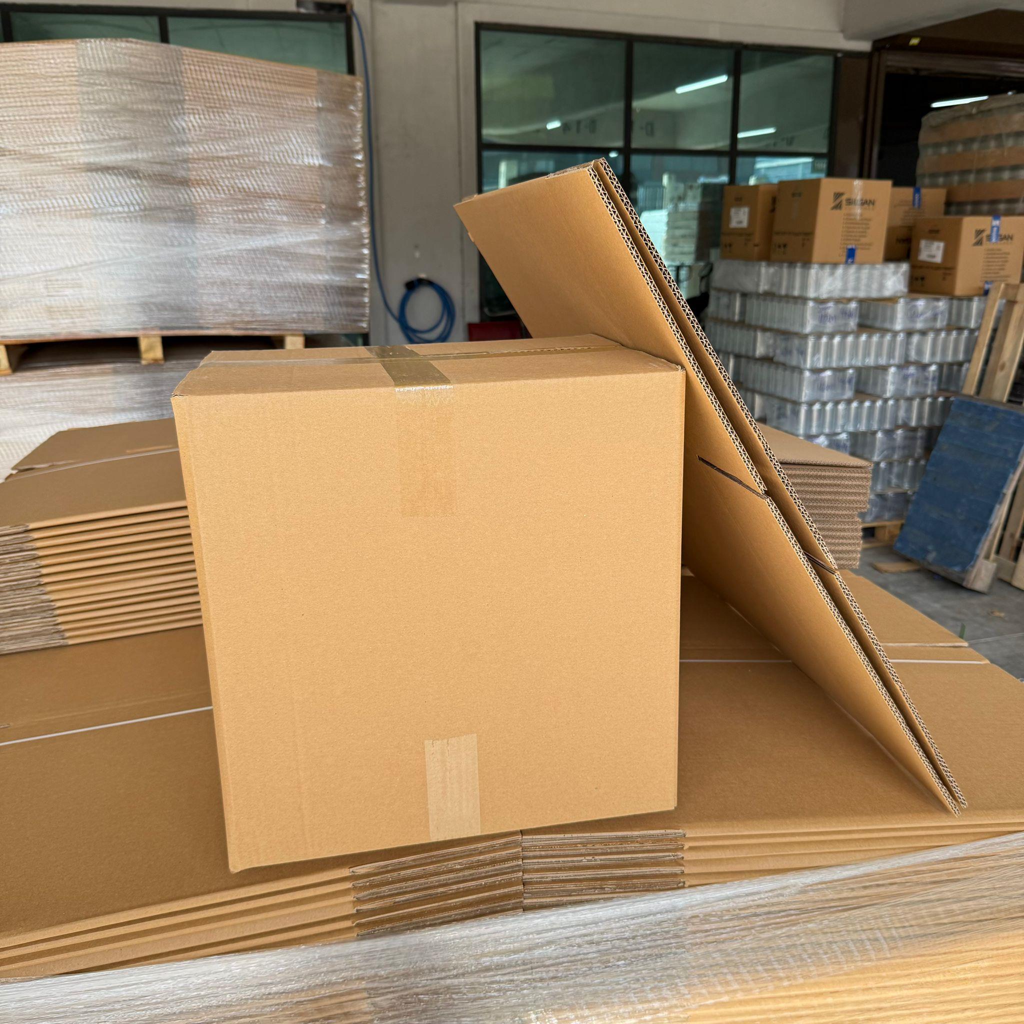 40*30 CM 40 CM YÜKSEKLİK KARTON KUTU - ÇİFT OLUKLU KALIN MUKAVEMETLİ, HİÇ KULLANILMAMIŞ - BOŞ KARTON KUTU - BOŞ KOLİ - KARTON KOLİ - TAŞINMAK İÇİN KOLİ -  BURSA DEPOMUZDAN ALABİLİRSİNİZ