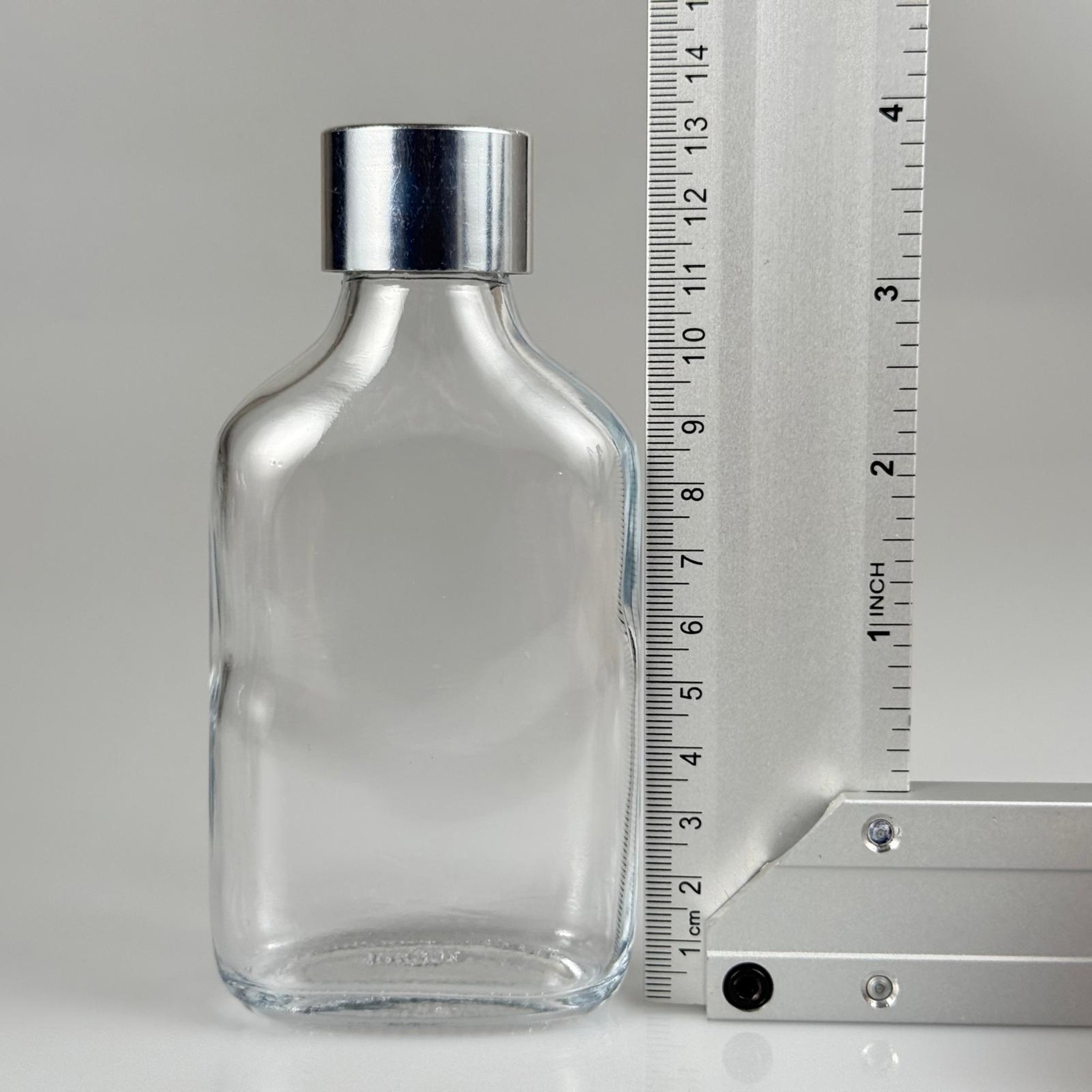 100 CC YASSI CAM COLD BREW ŞİŞE - SOĞUK KAHVE ŞİŞESİ + ALÜMİNYUM KAPLAMA GÜMÜŞ KAPAKLI + KÖR TIPALI TAKIM -  100 ML YASSI CAM ŞİŞE