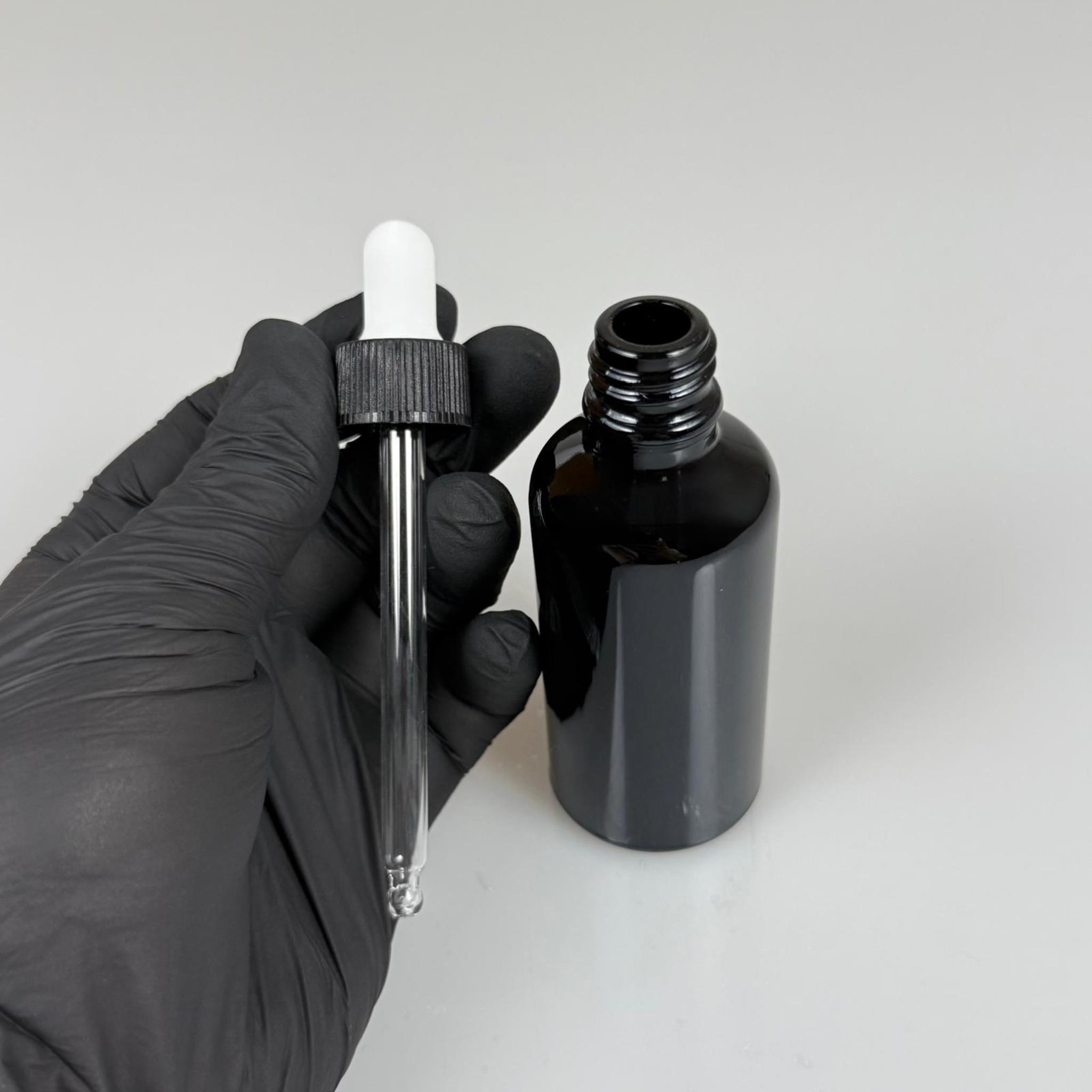 50 CC SİYAH CAM DAMLALIKLI ŞİŞE - BEYAZ EMZİK - SİYAH PLASTİK KAPAK - 50 ML SİYAH CAM DAMLALIKLI ŞİŞE