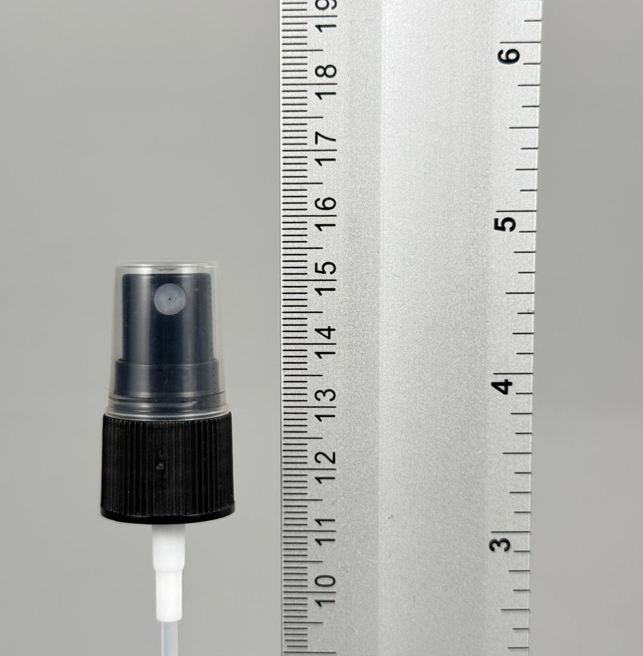 18 MM SPREY SİYAH KAPAKLI - HEM CAM ŞİŞEYE HEM PET ŞİŞEYE UYGUN