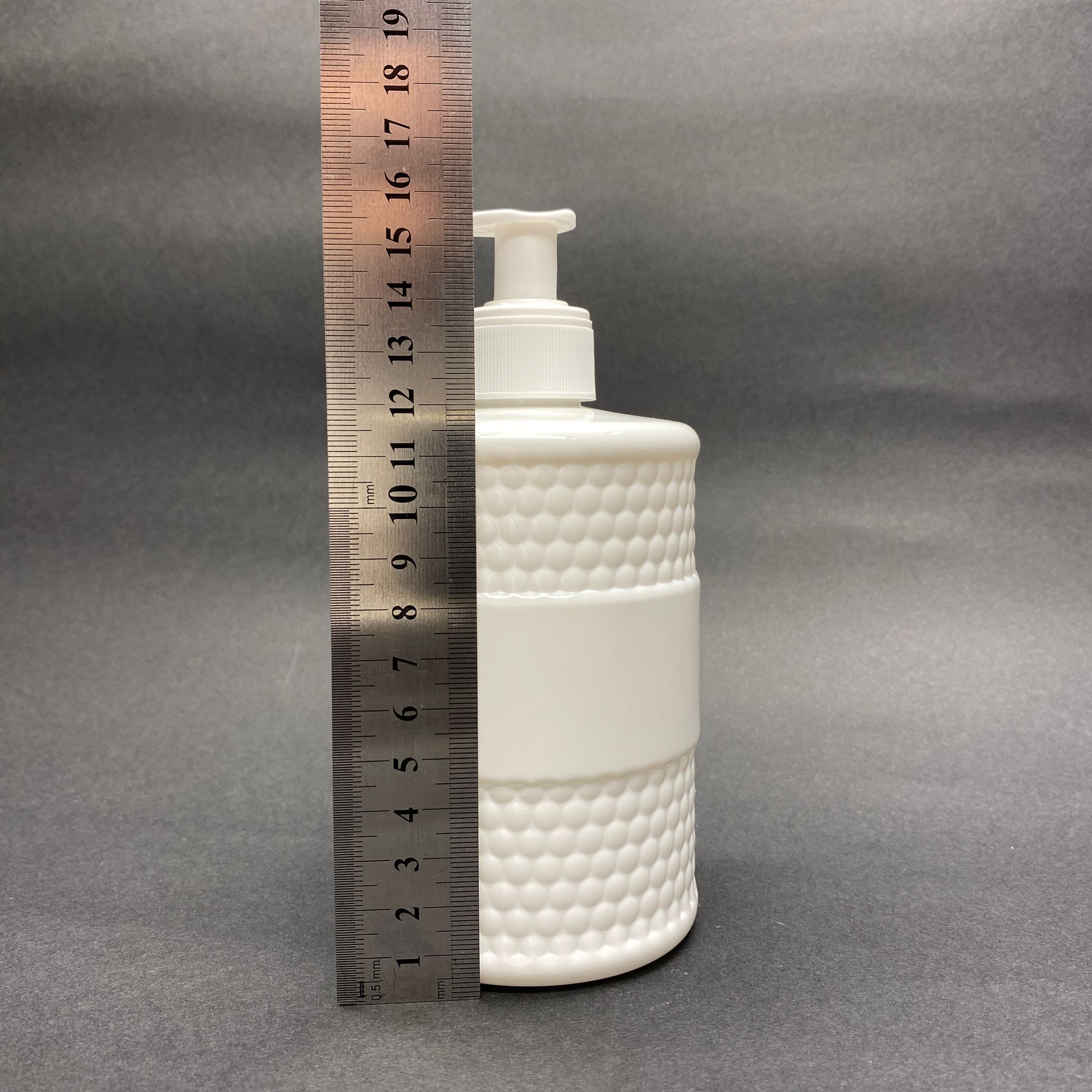 500 CC DESENLİ BEYAZ PLASTİK ŞİŞE - BEYAZ POMPALI - 500 ML KALIN PLASTİK ŞİŞE (PORSELEN GÖRÜNÜMLÜ PLASTİK ŞİŞE)