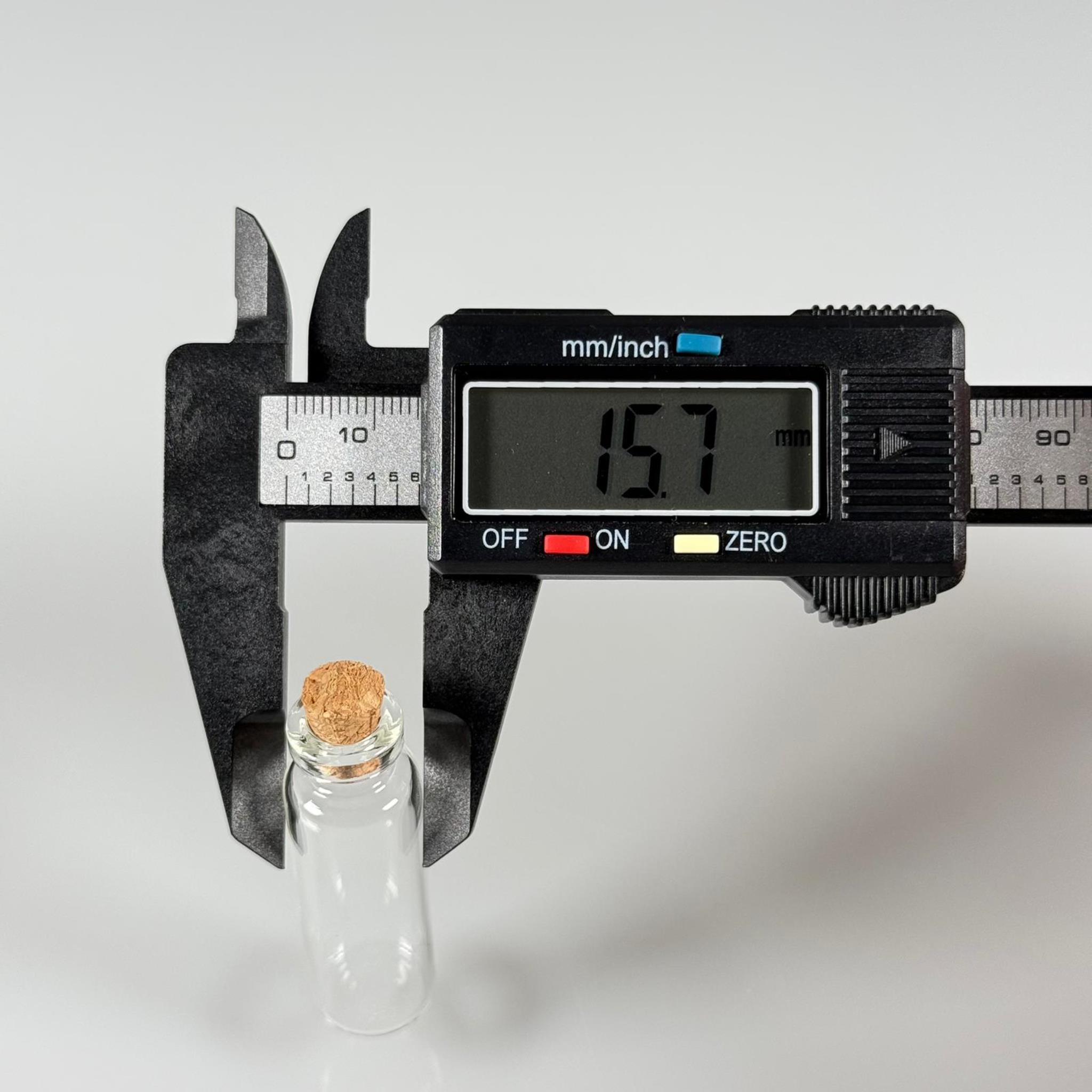 MİNİ CAM ŞİŞE MANTAR TIPALI 5 CC - anahtarlık, aksesuar. kolye, minyatür, mektup, tılsım vb için 5 ml şeffaf küçük cam şişeler