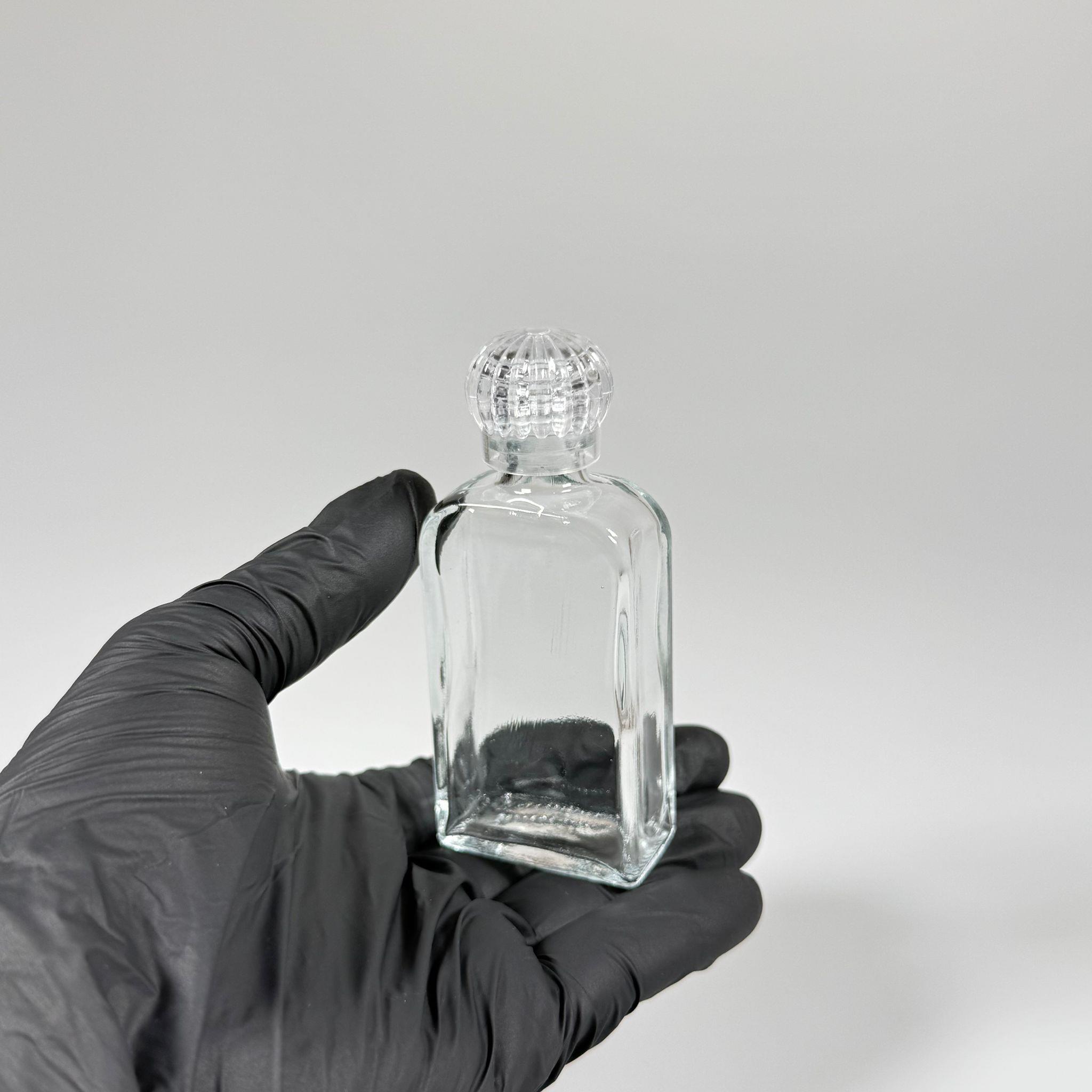 40 CC YASSI DİKDÖRTGEN CAM ŞİŞE - KRİSTAL KAPAKLI KOLONYA TIPALI - 40 ML PRESTİJLİ ŞİŞE