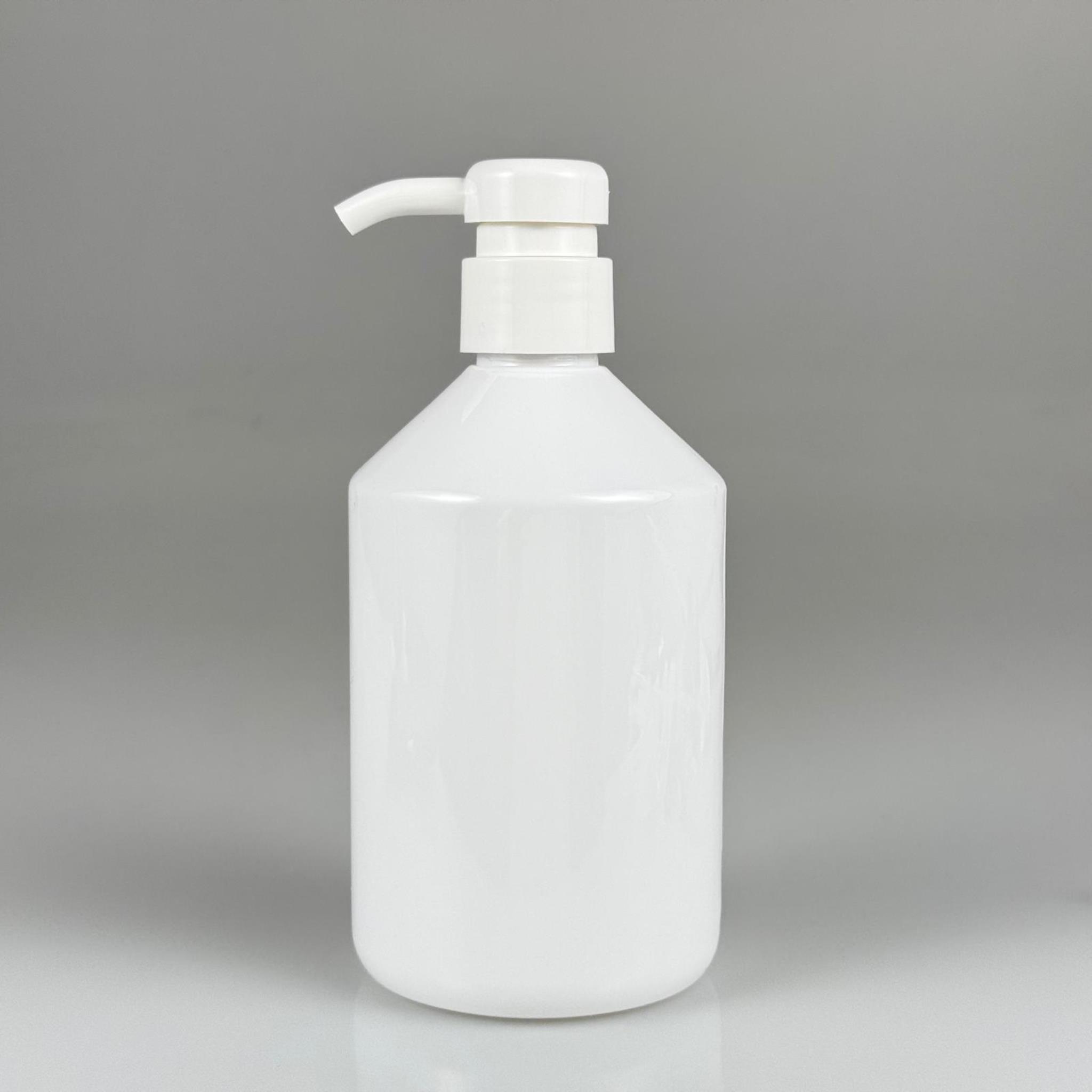 500 CC BEYAZ KÜT PET ŞİŞE - BEYAZ DOZAJ POMPALI (HER BASMADA 4 CC SIVI ATAR)  - 500 ML POMPALI ŞİŞE - ŞURUP, ŞAMPUAN, KREM GİBİ YOĞUN KIVAMLI SIVILARDA KULLANILIR