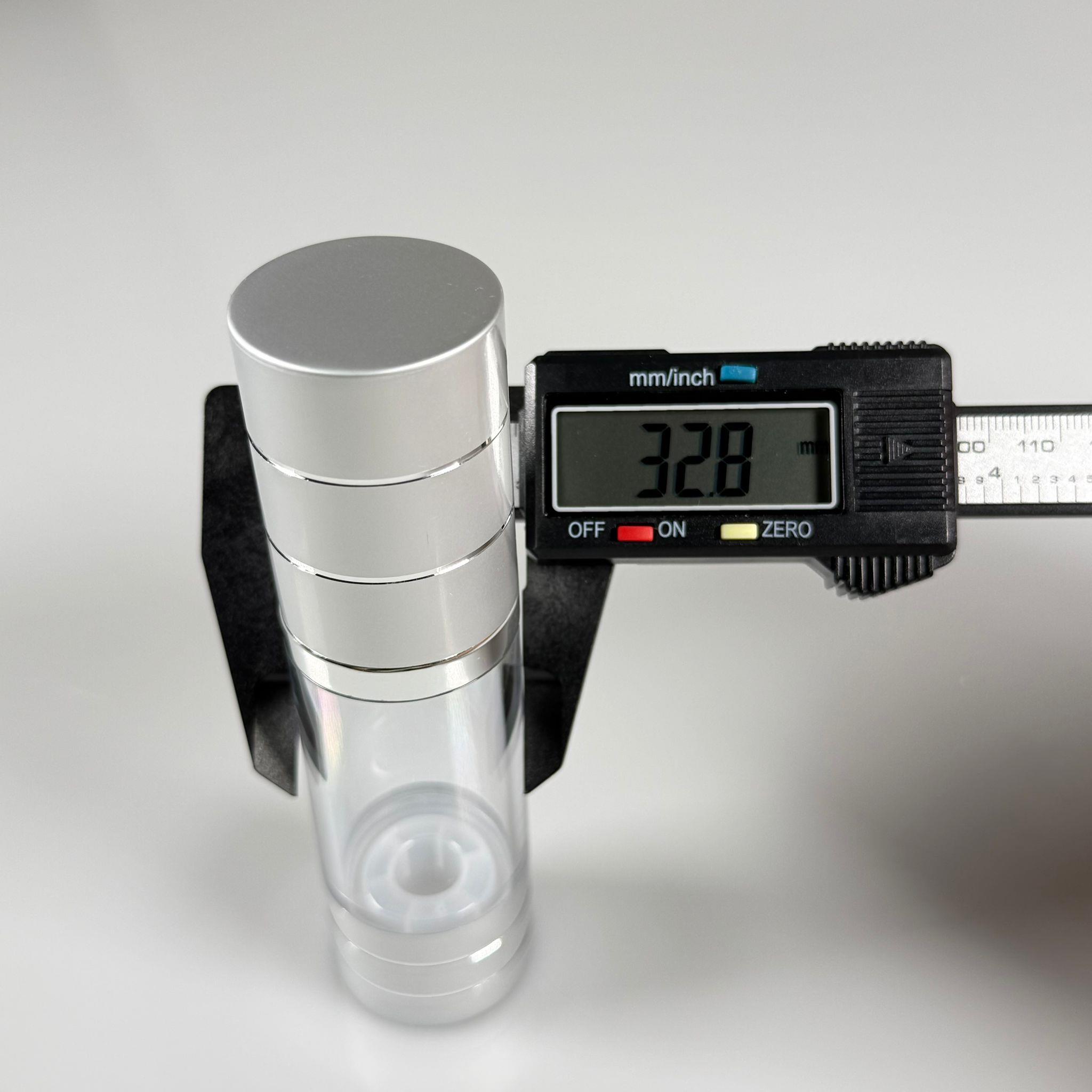 BOŞ KREM VE LOSYON ŞİŞESİ 30 ML BOŞ AİRLESS ŞİŞE - HAVASIZ POMPALI GÜMÜŞ ÜSTÜ YALDIZLI AİRLESS ŞİŞE